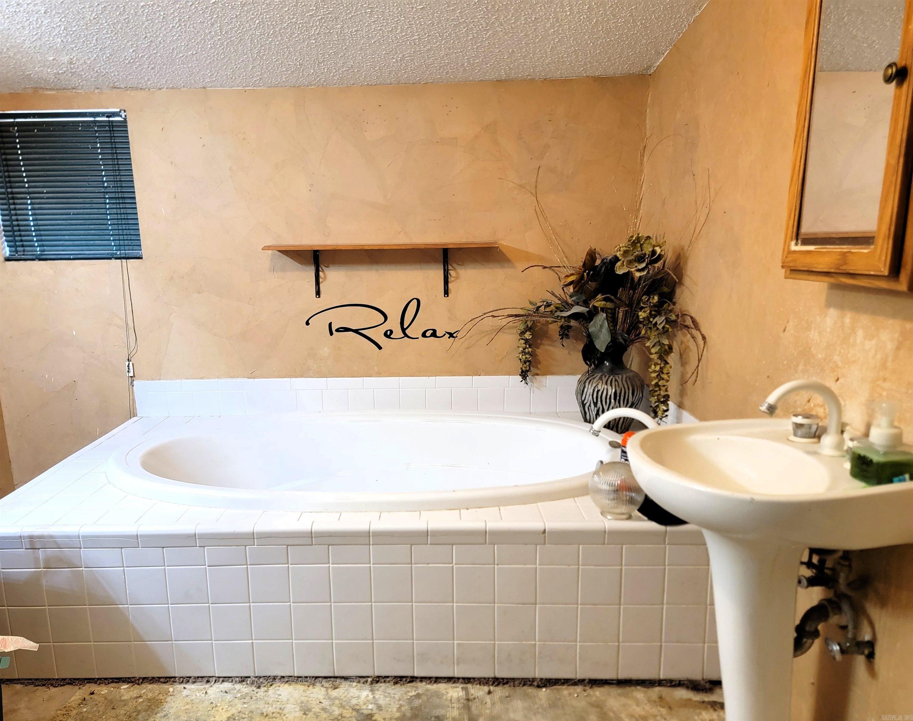 204 Wildwood  White Hall, AR