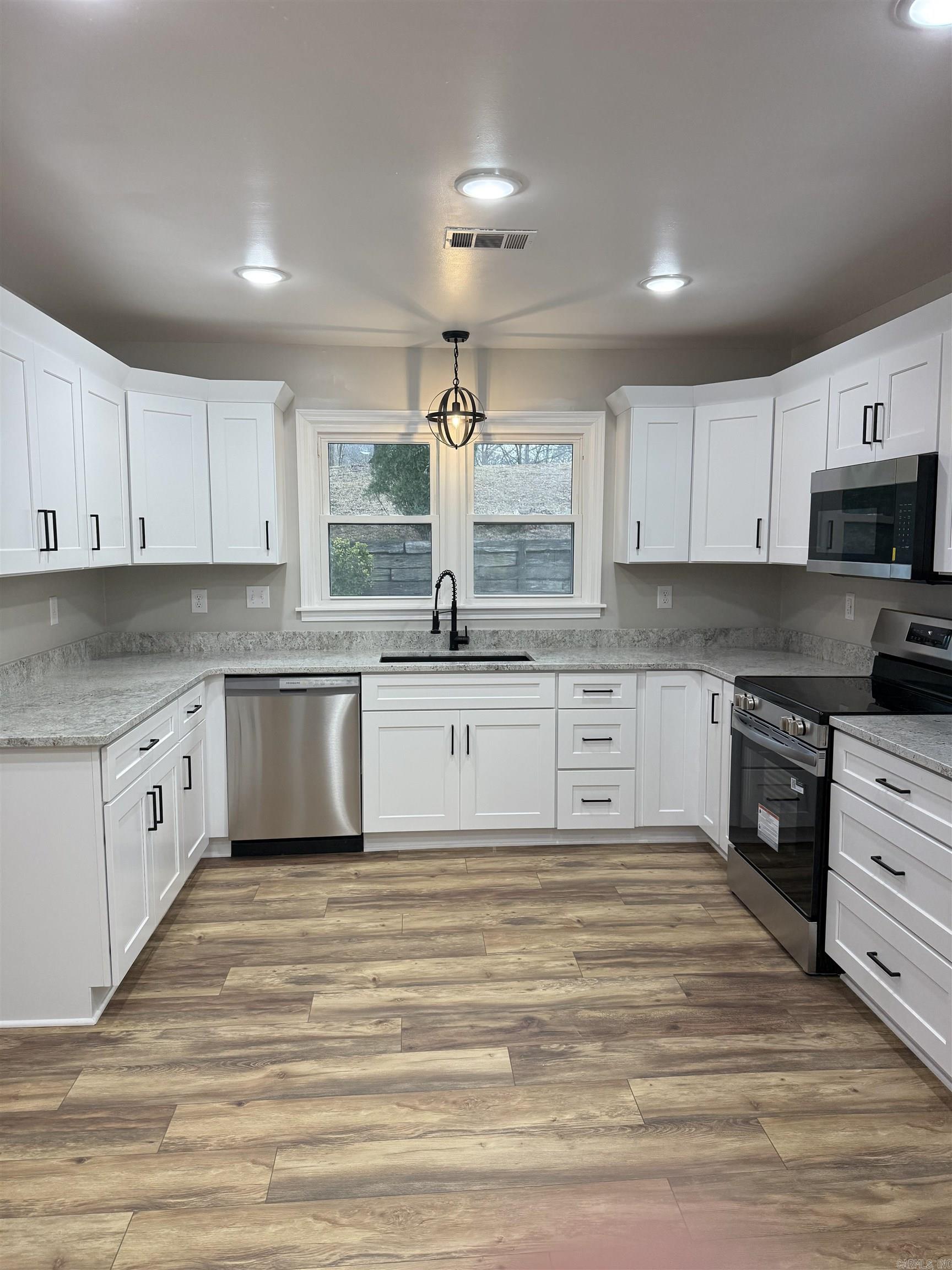 1905 Catharine Drive Jonesboro, AR 72404