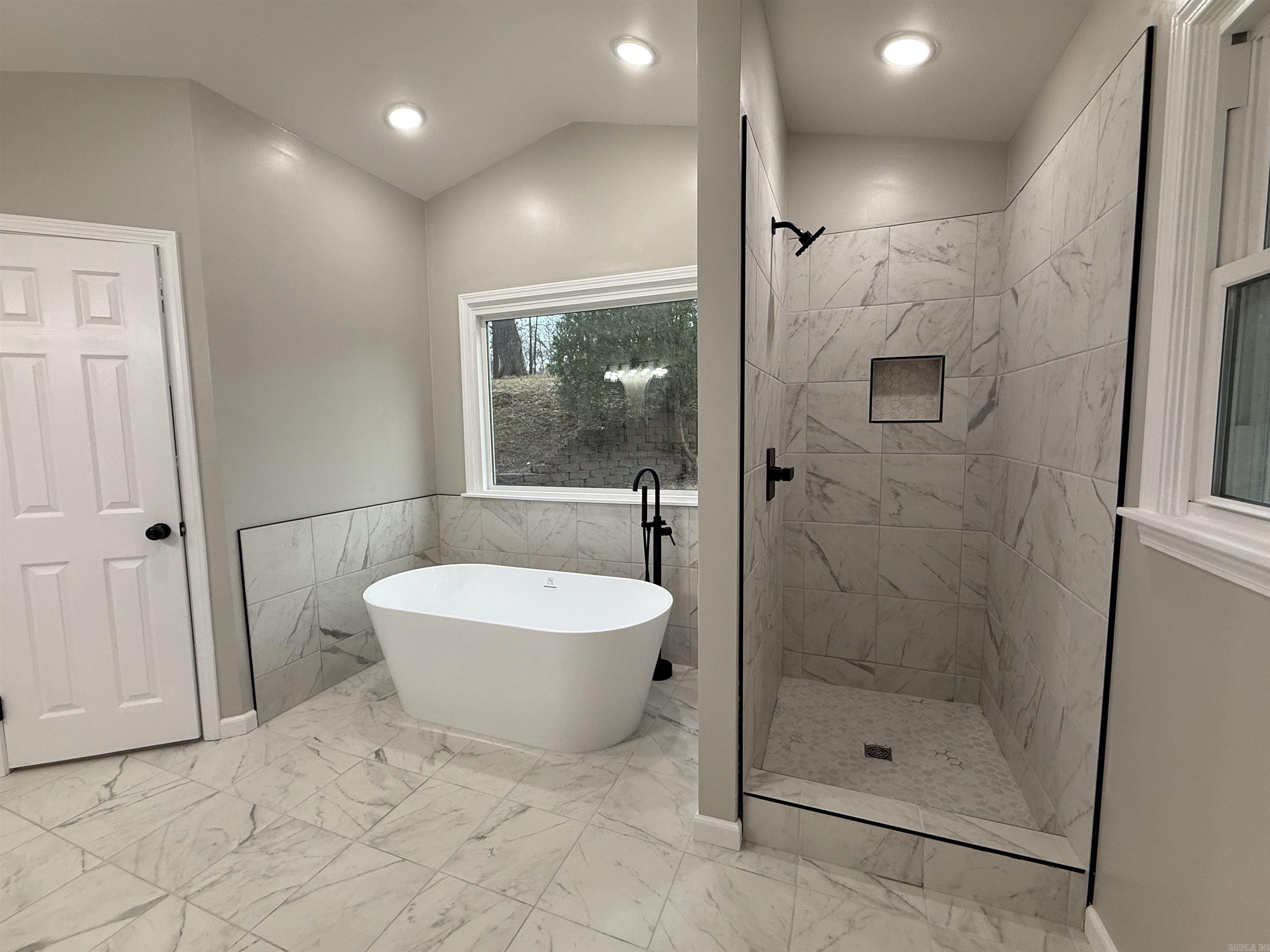 1905 Catharine  Jonesboro, AR