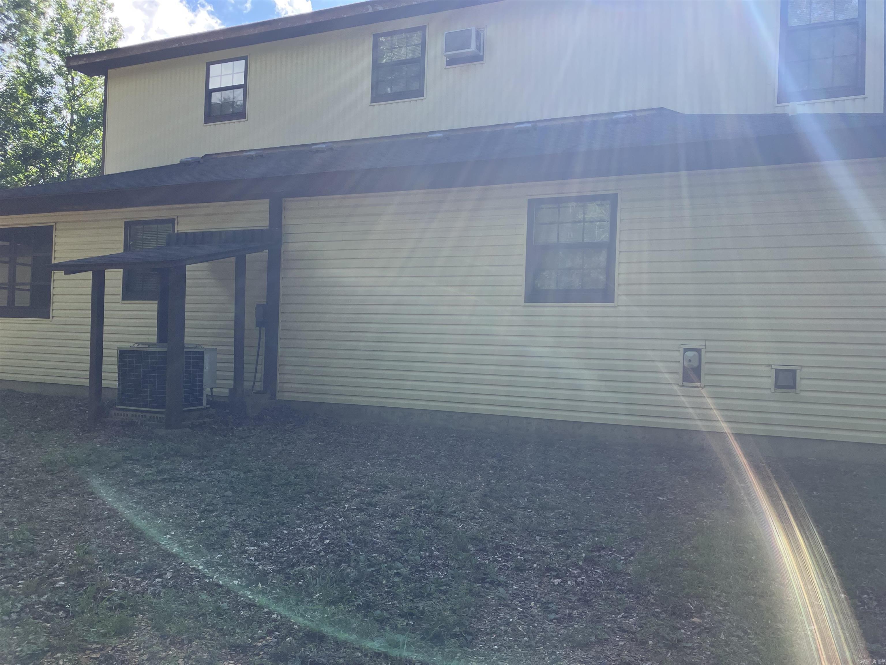 89 Riverfront Drive  Pencil Bluff, AR