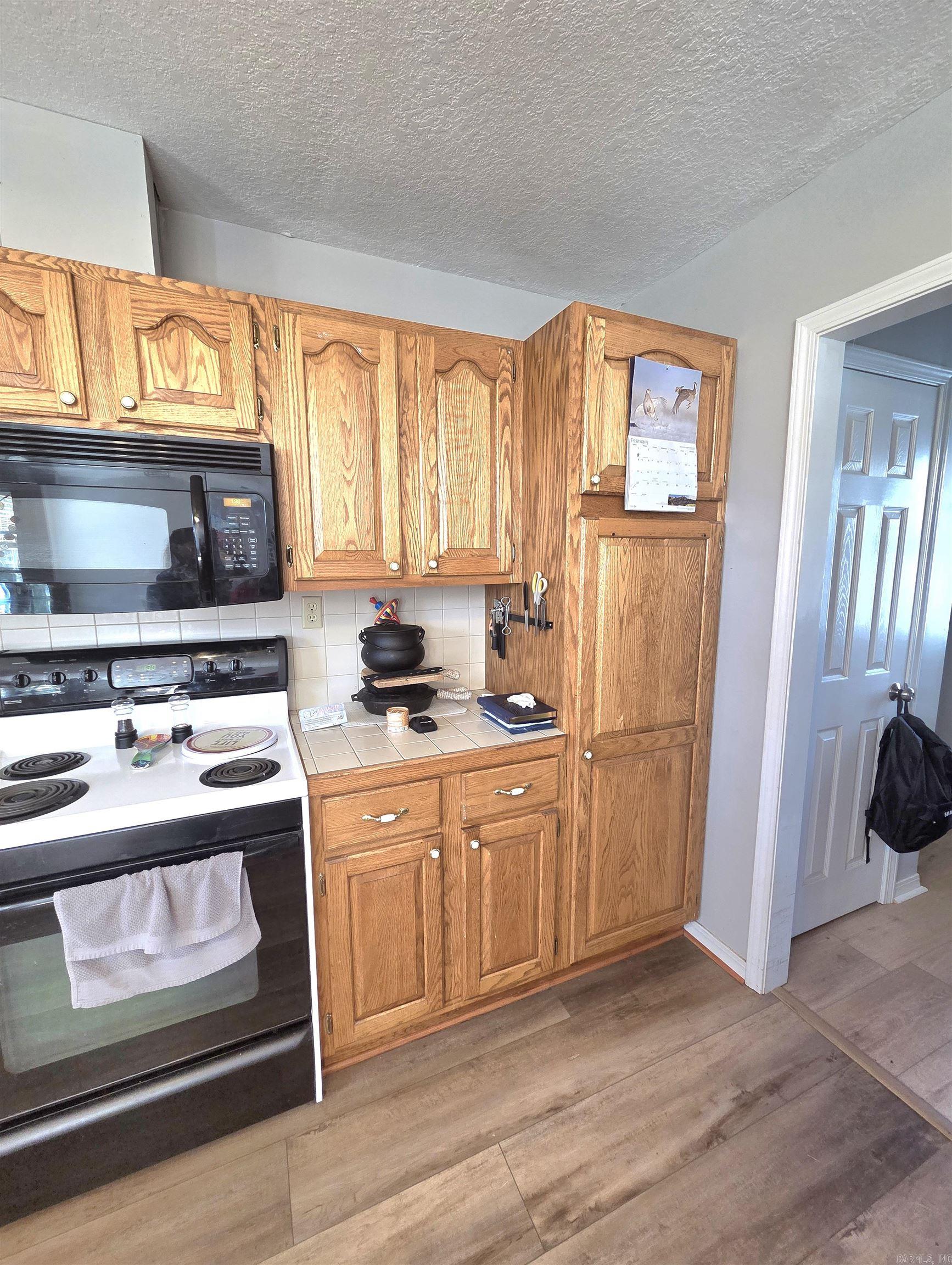 3201 McKinney  Mountain View, AR