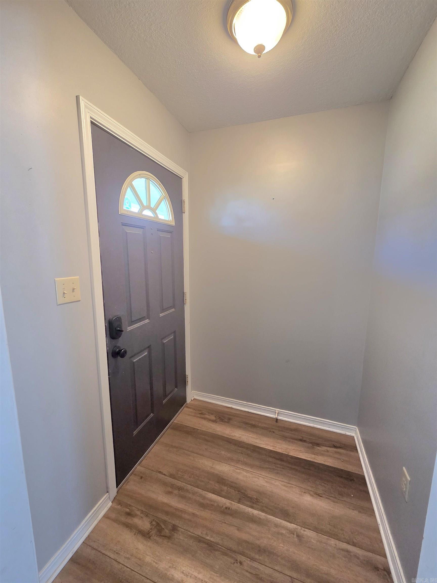 3201 McKinney  Mountain View, AR