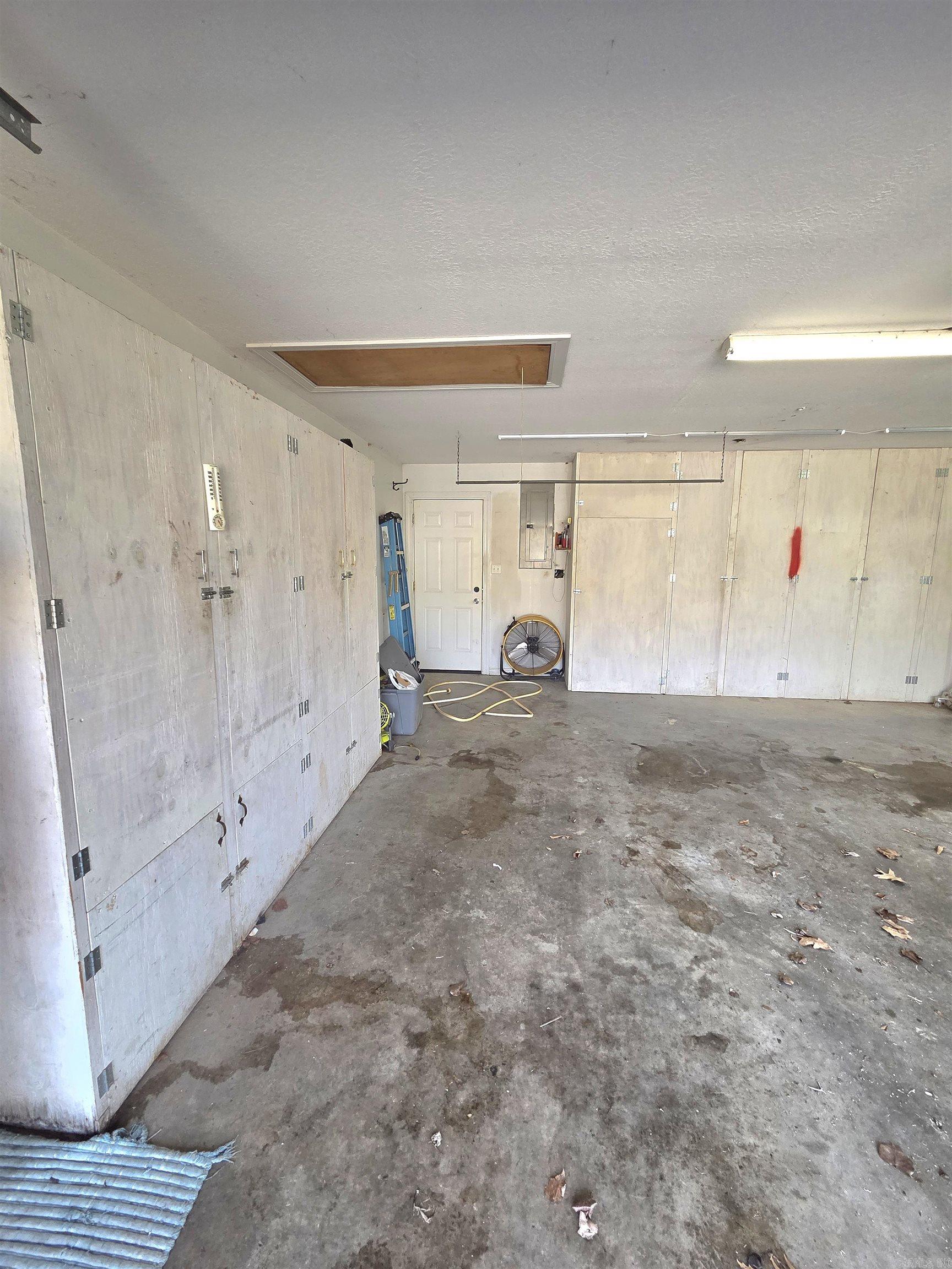 3201 McKinney  Mountain View, AR