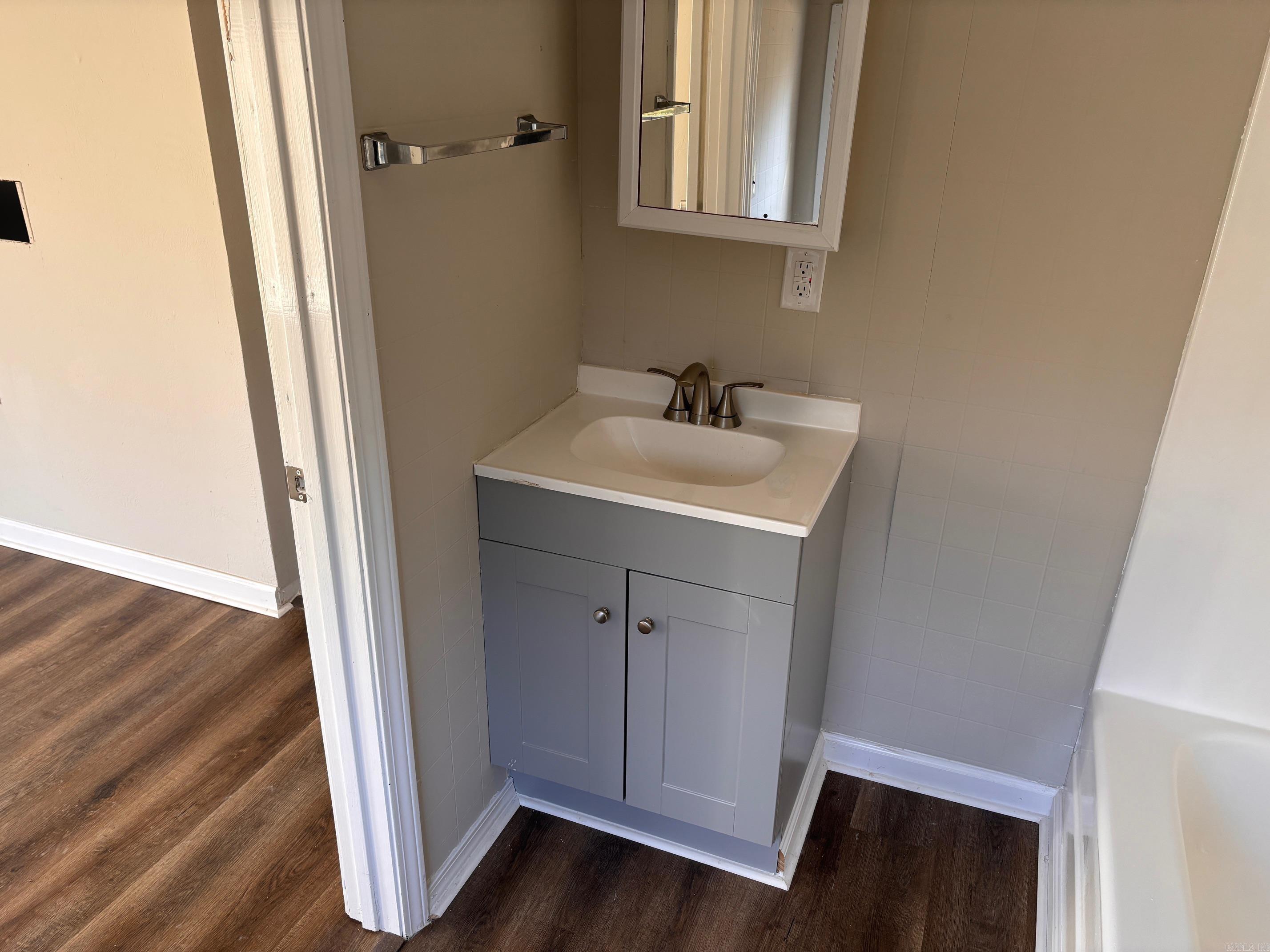 809 N Fairview  Mammoth Spring, AR