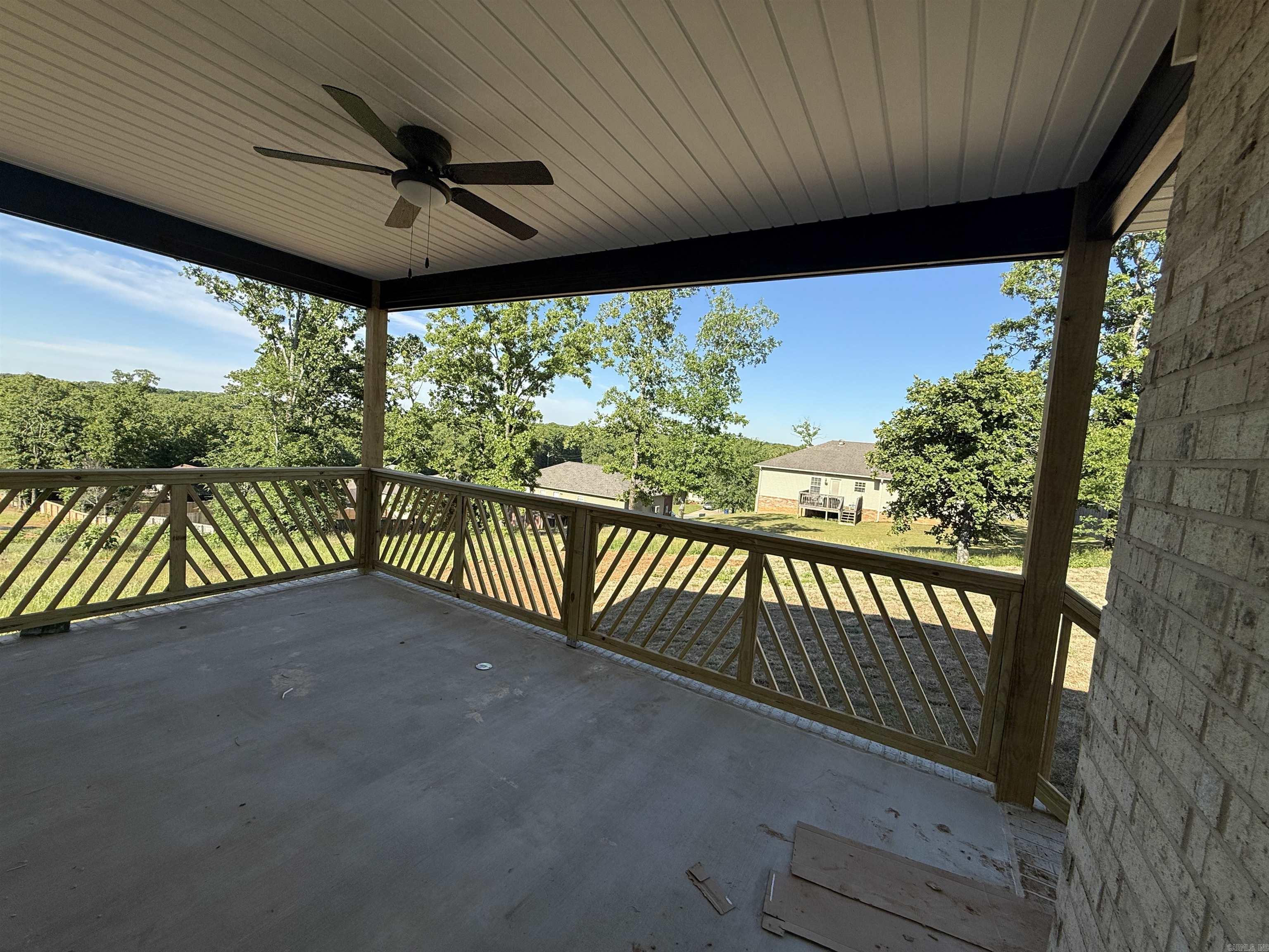 513 Madeleine  Austin, AR