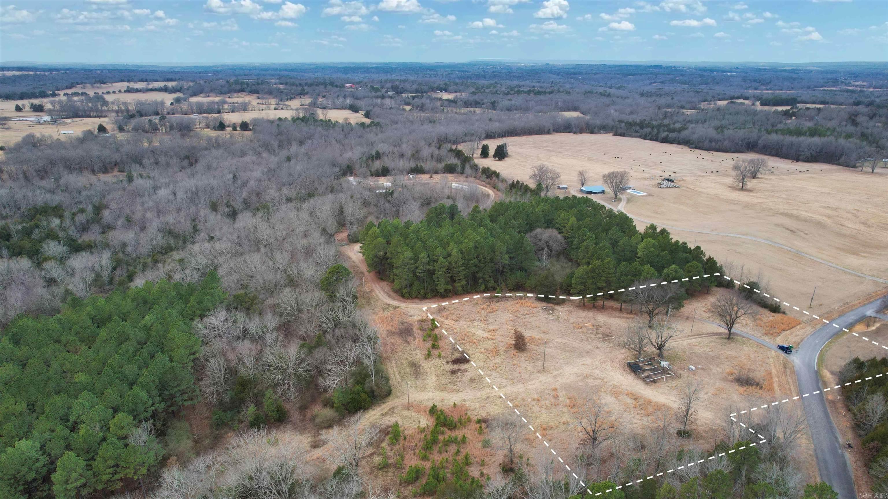 432 Pumpkin Center  Quitman, AR