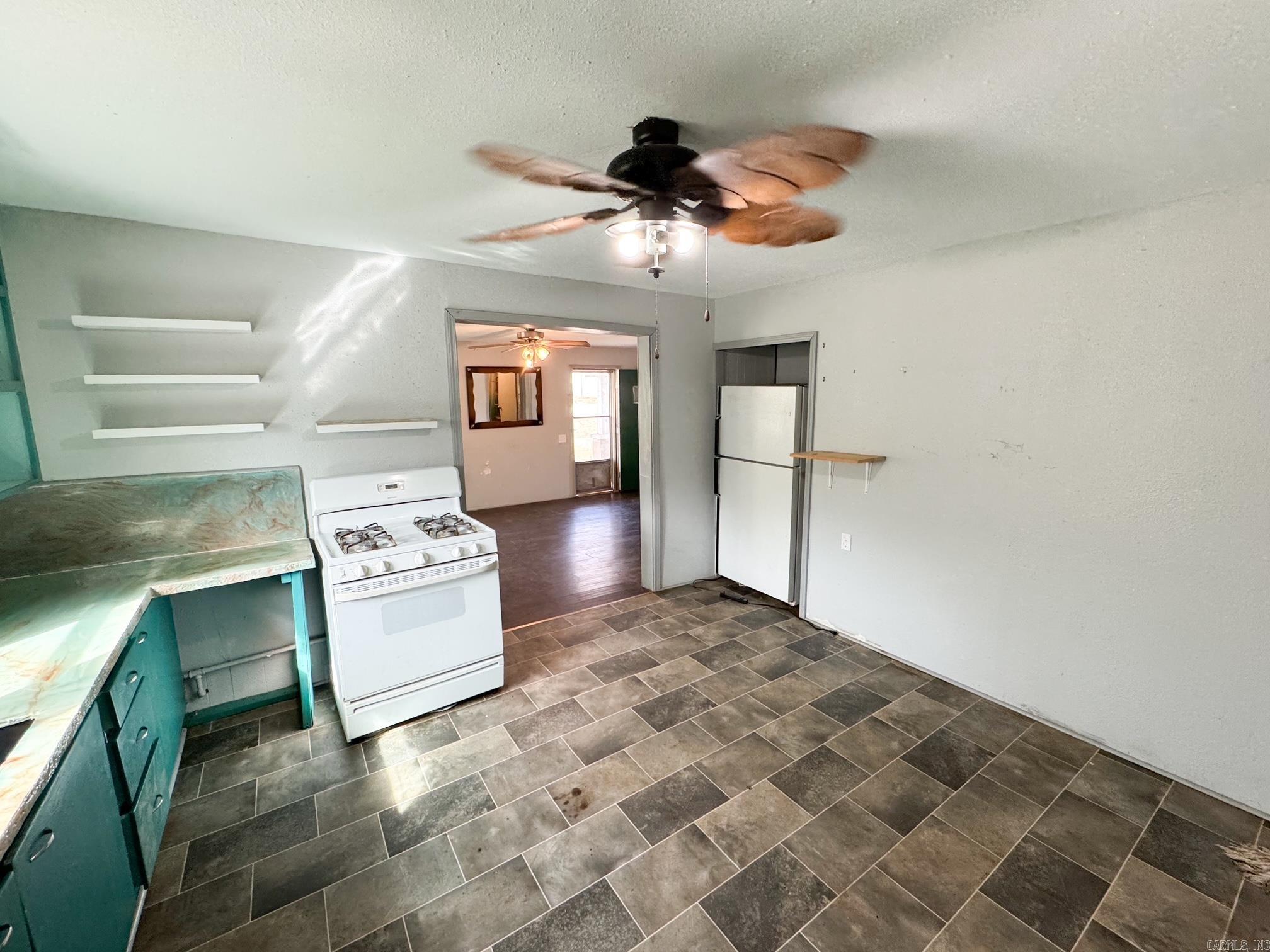 7513 Highway 64  Hartman, AR