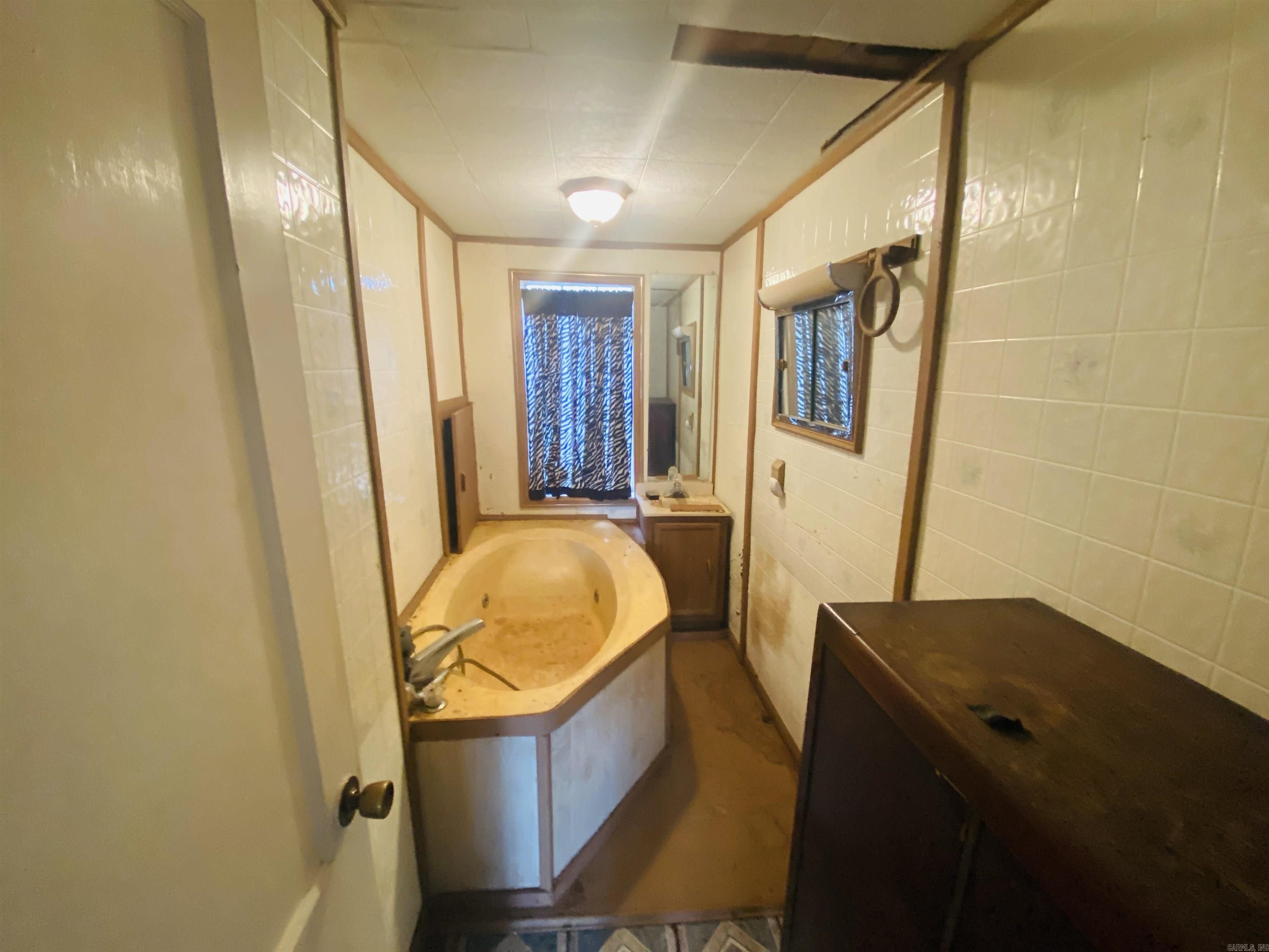 295 Polk  Road 27  Hatfield, AR