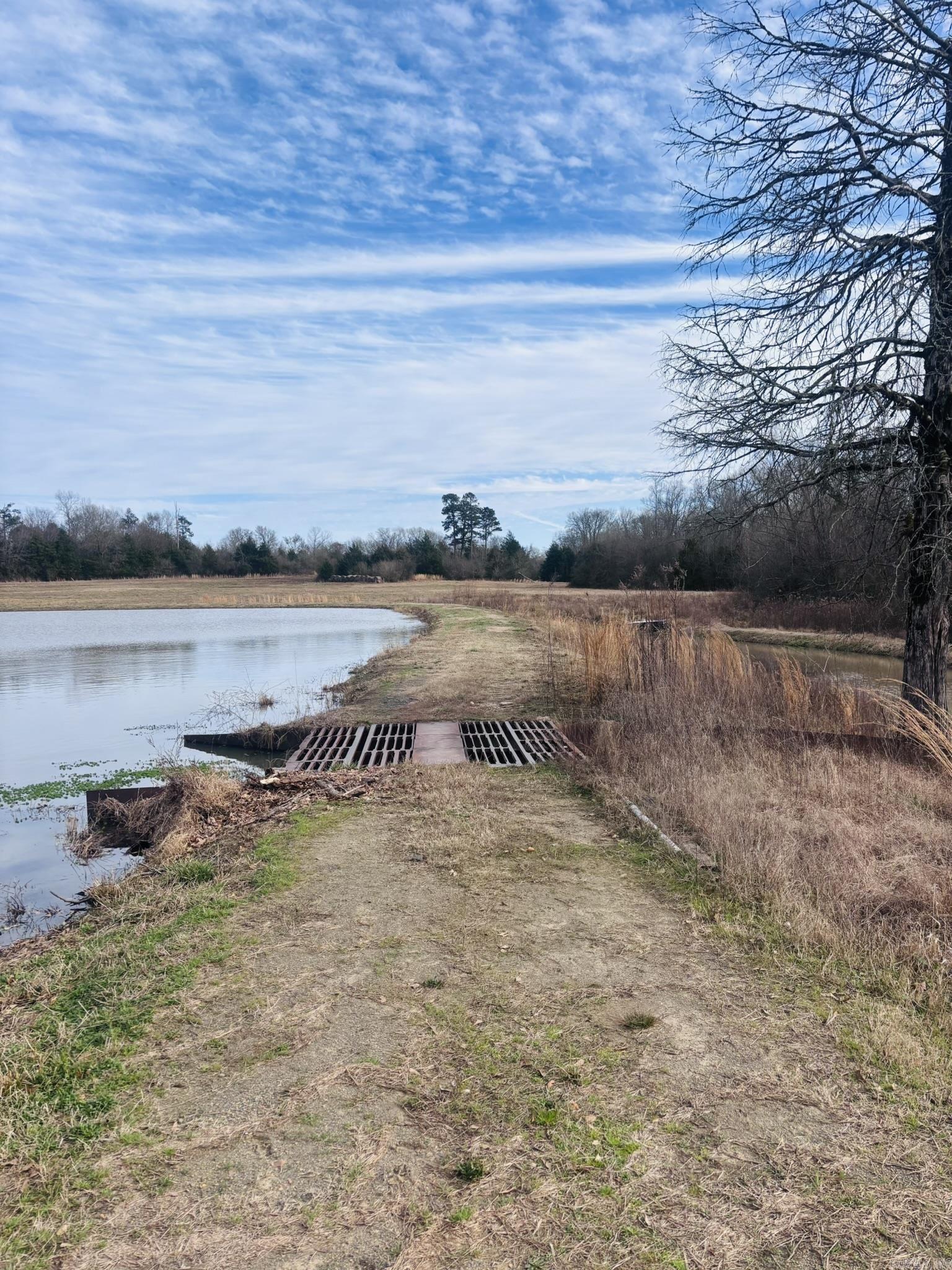 295 Polk  Road 27  Hatfield, AR