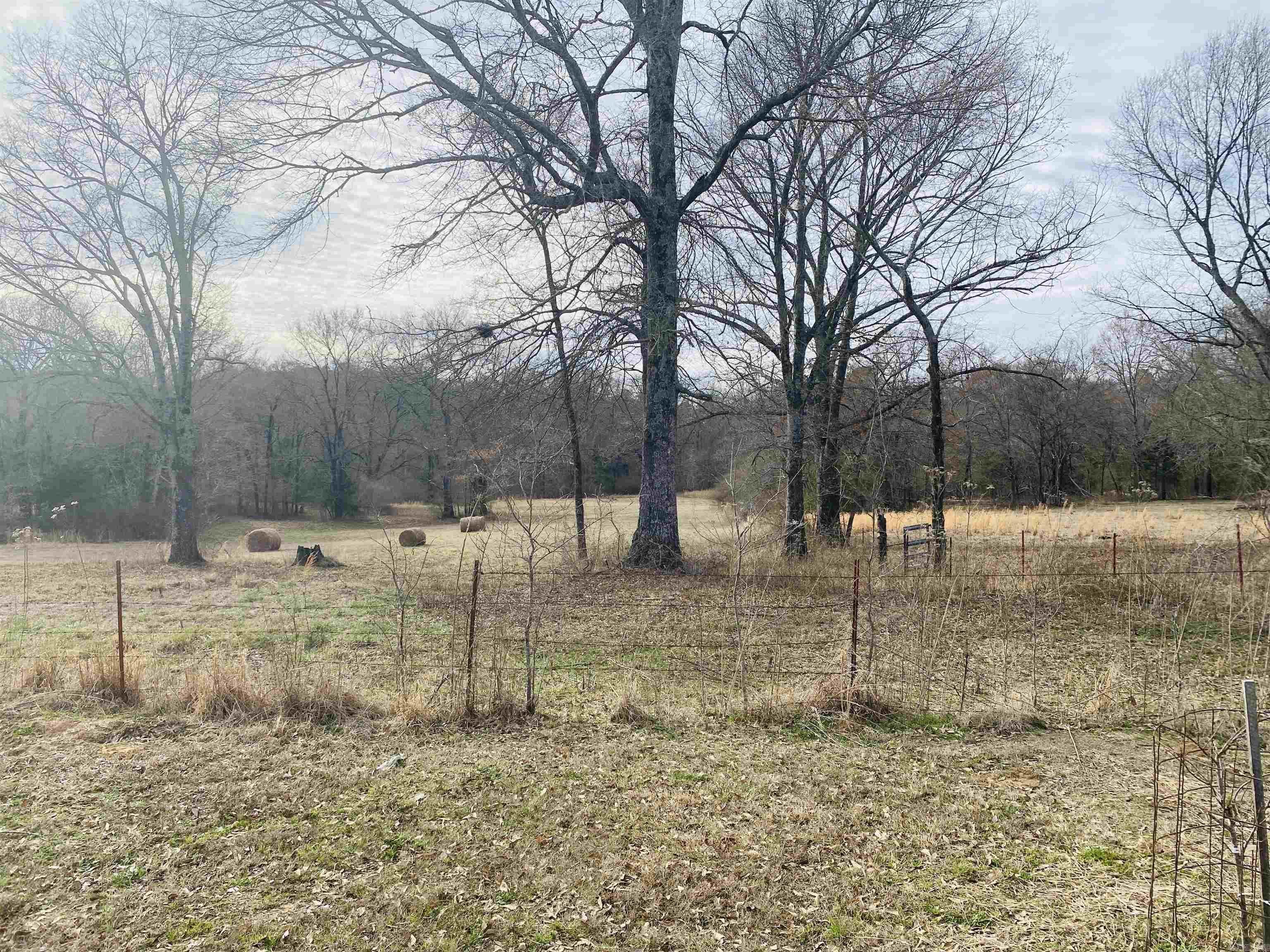 295 Polk  Road 27  Hatfield, AR