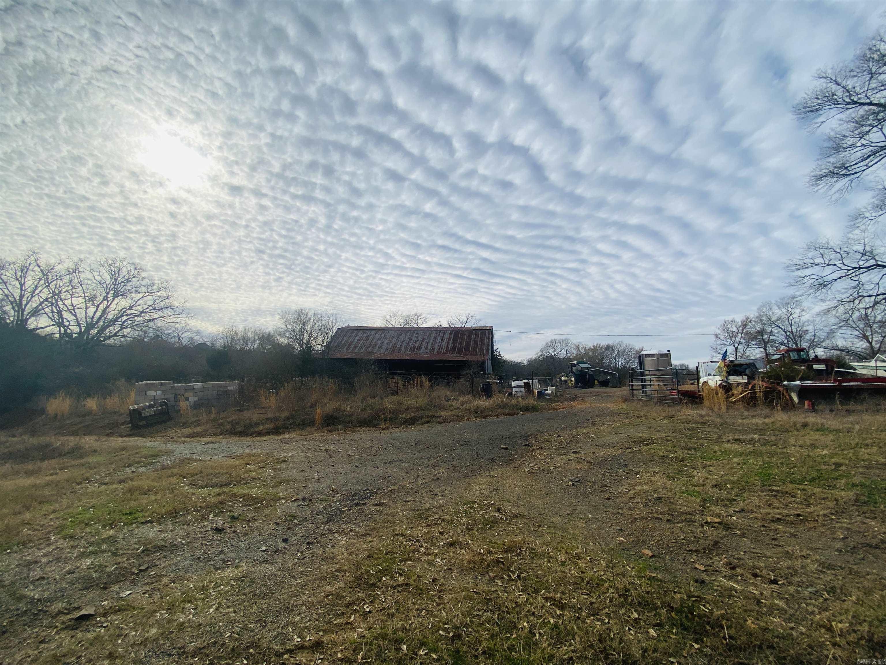 295 Polk  Road 27  Hatfield, AR