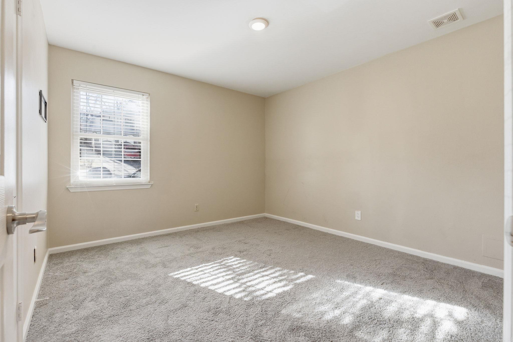 17 Shawnee Forest Cove  Little Rock, AR