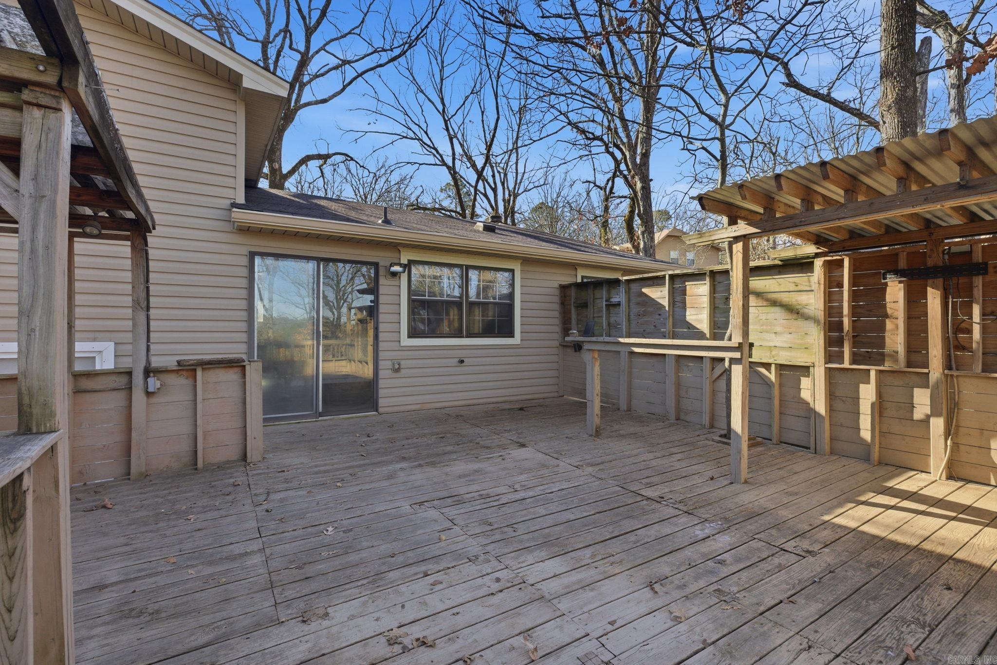 17 Shawnee Forest Cove  Little Rock, AR