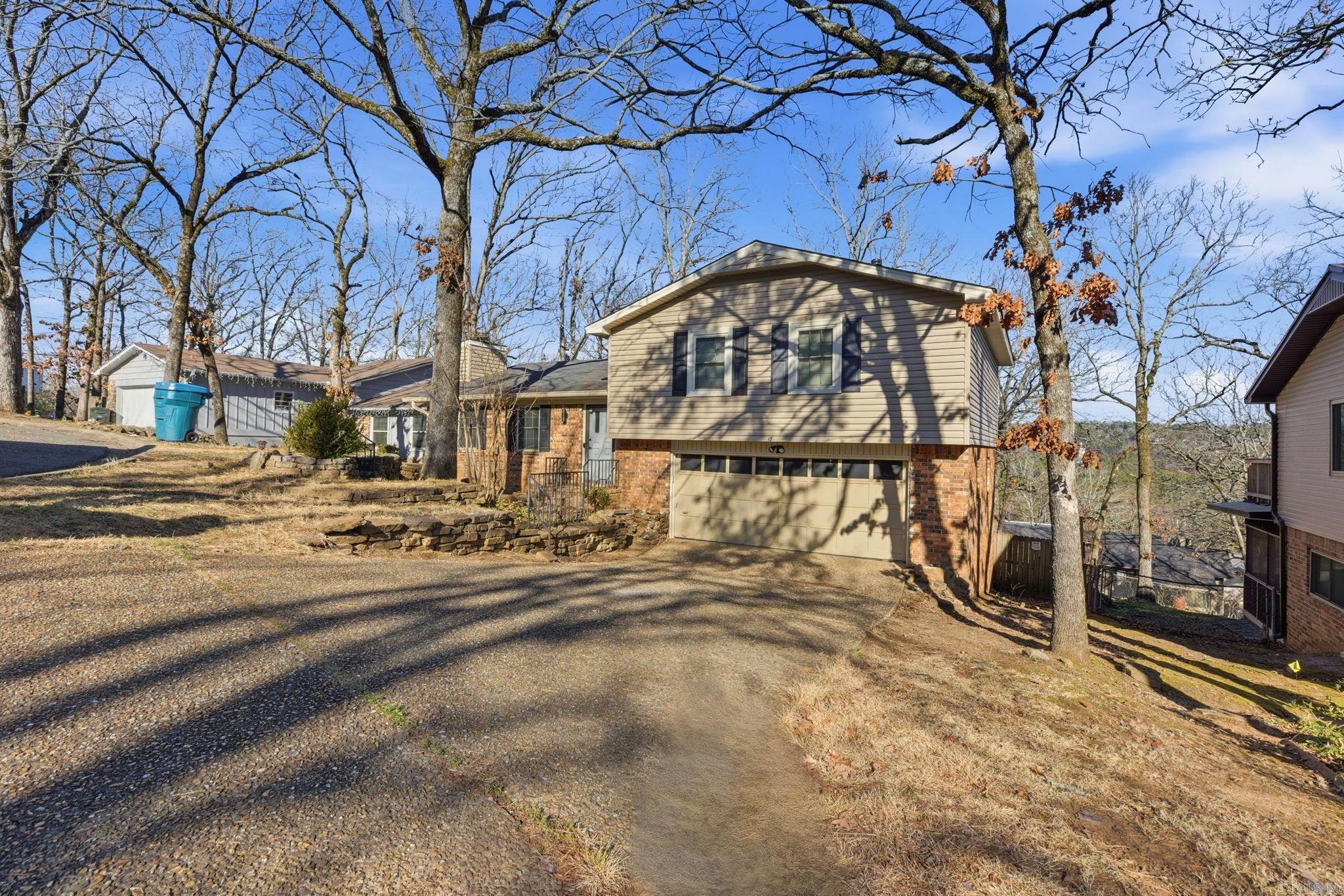 17 Shawnee Forest Cove  Little Rock, AR