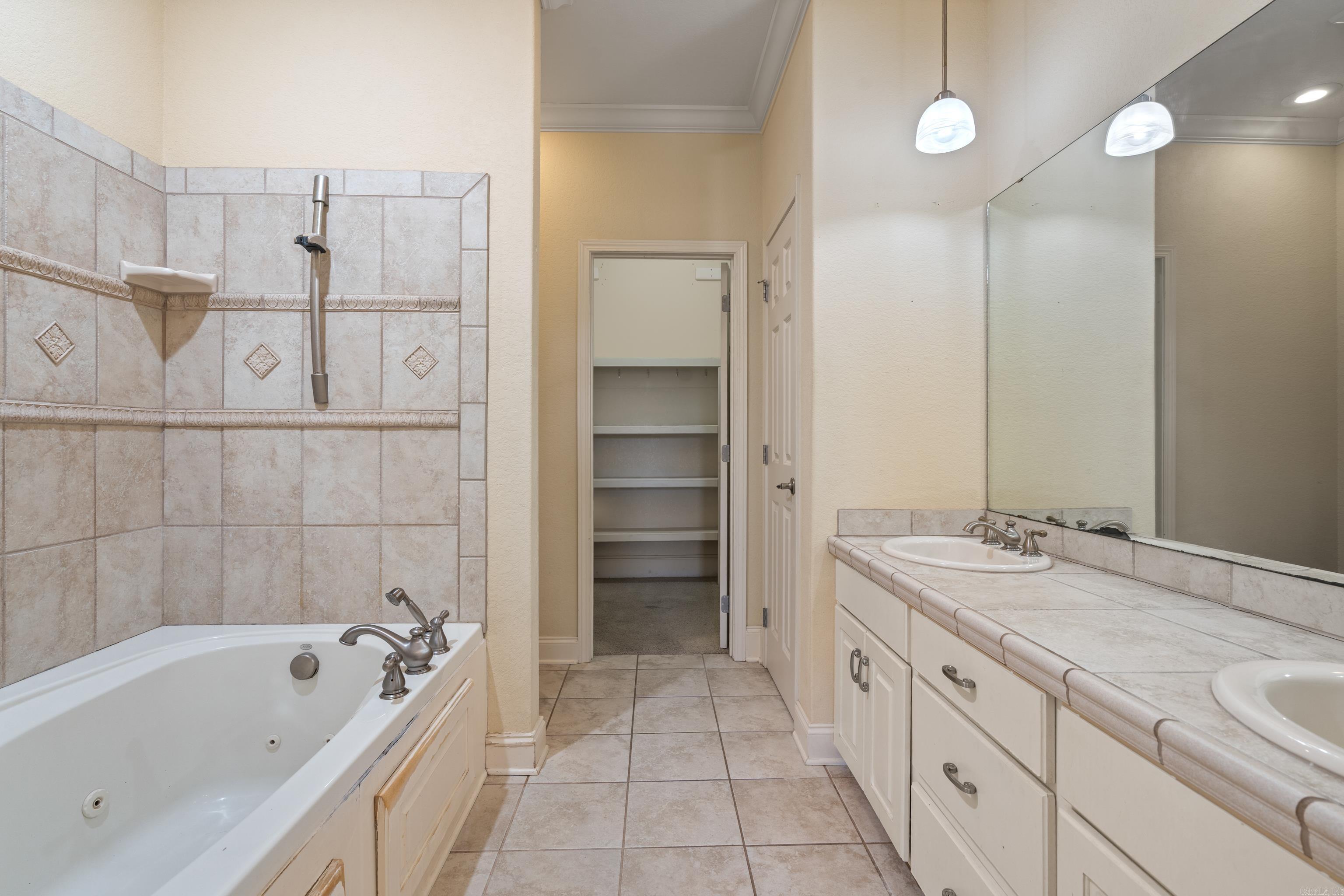 108 San Carlos  Hot Springs, AR