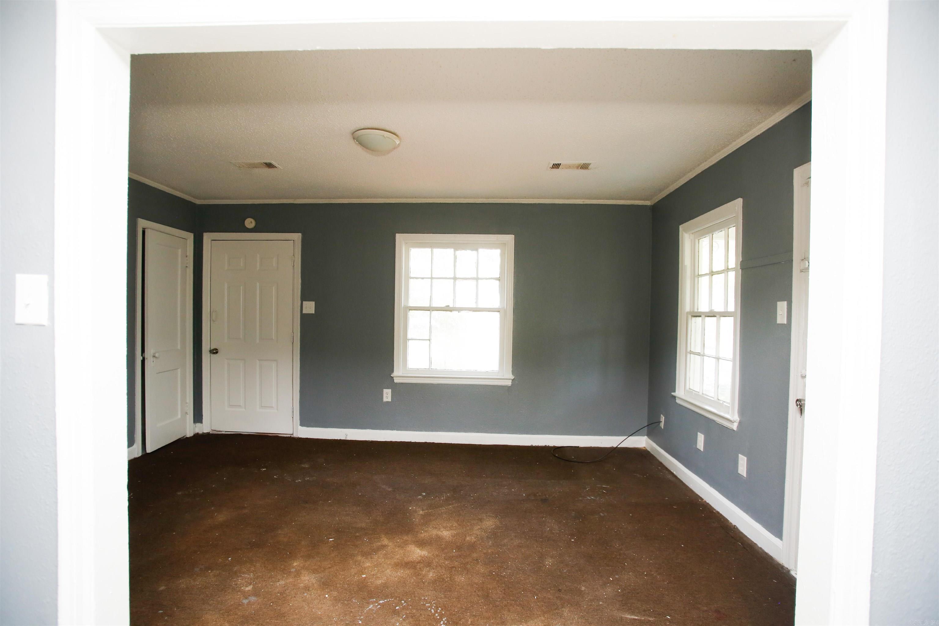 2004 W 24th  Pine Bluff, AR