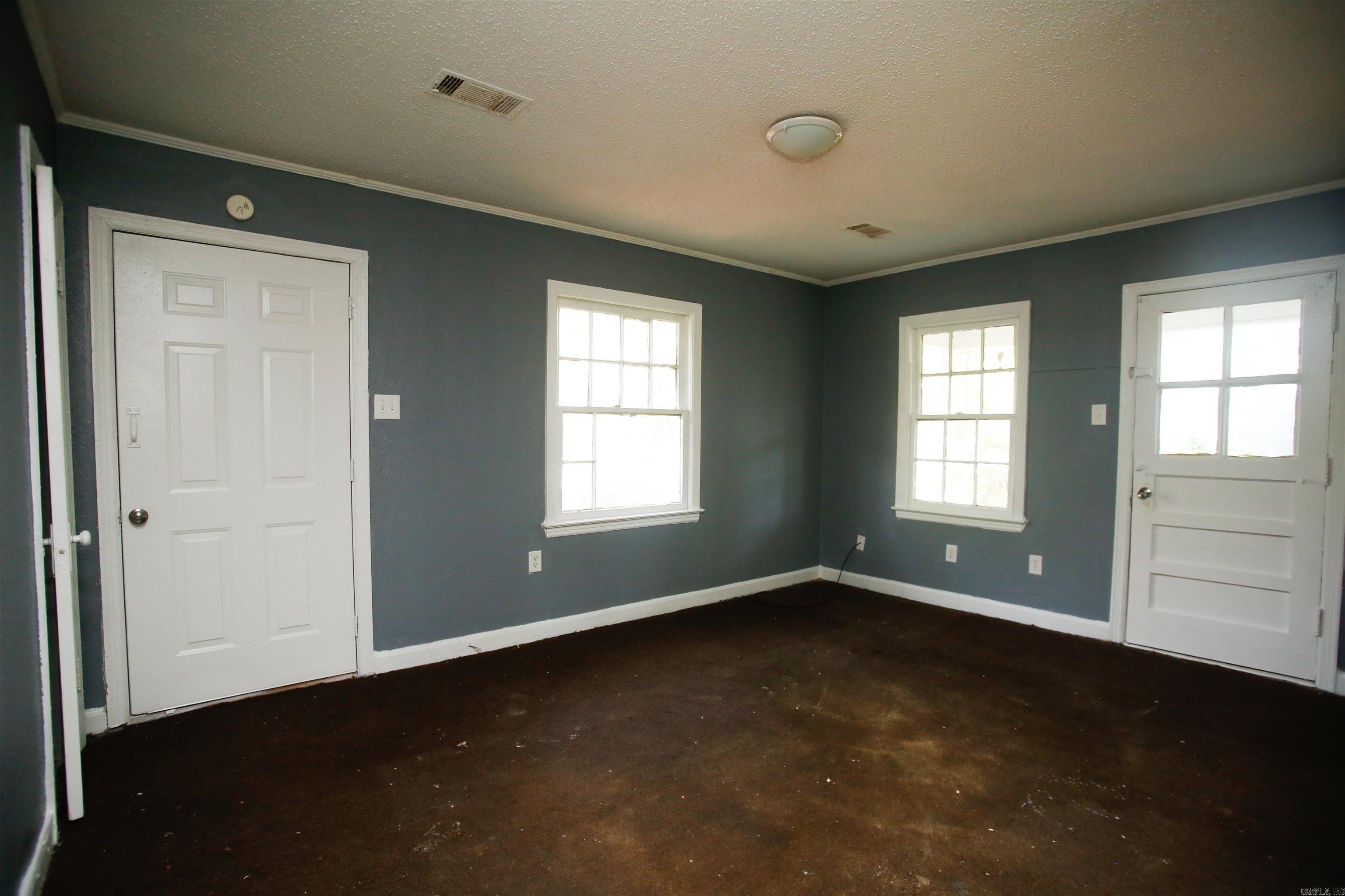 2004 W 24th  Pine Bluff, AR