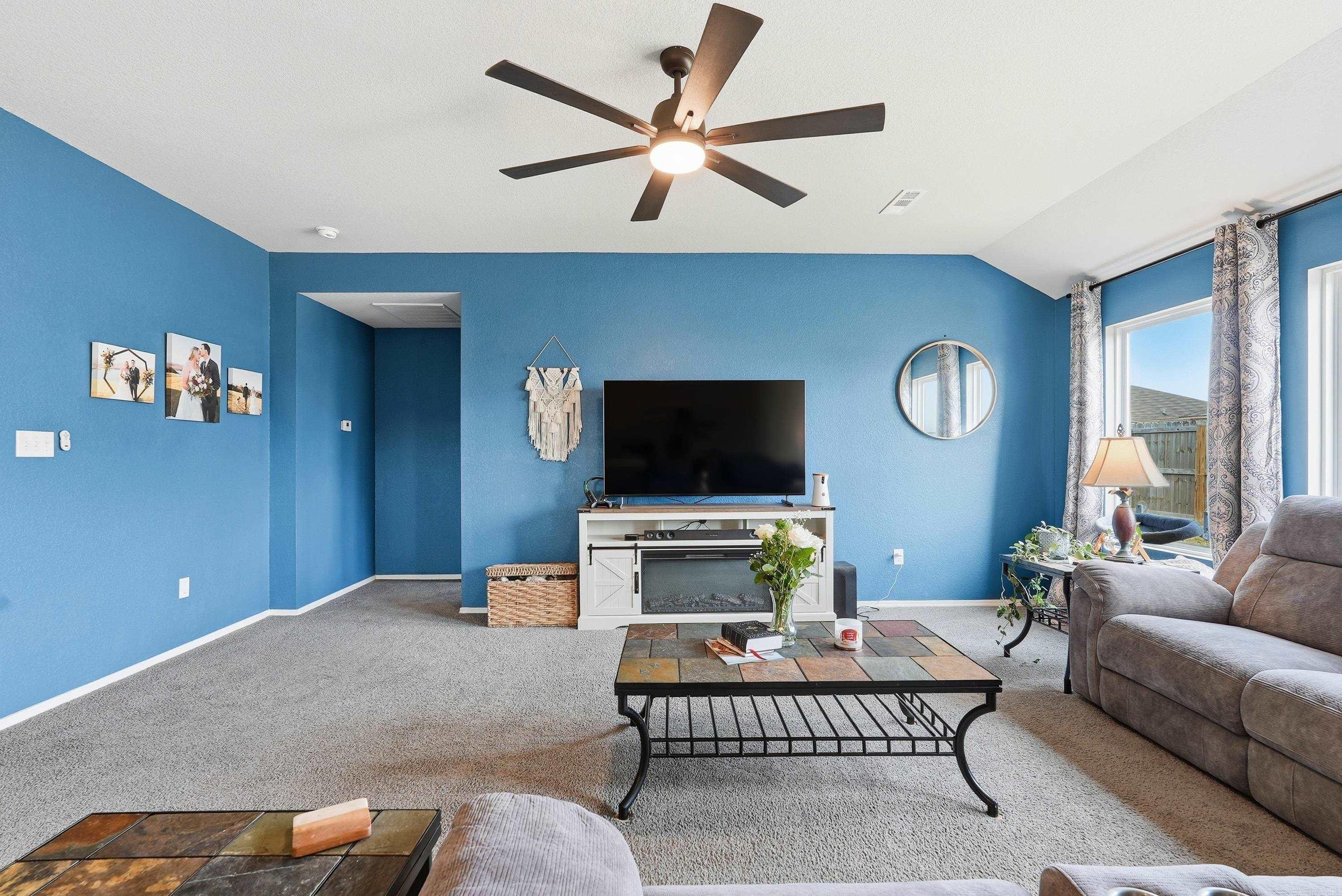 2 Farmhouse  Vilonia, AR