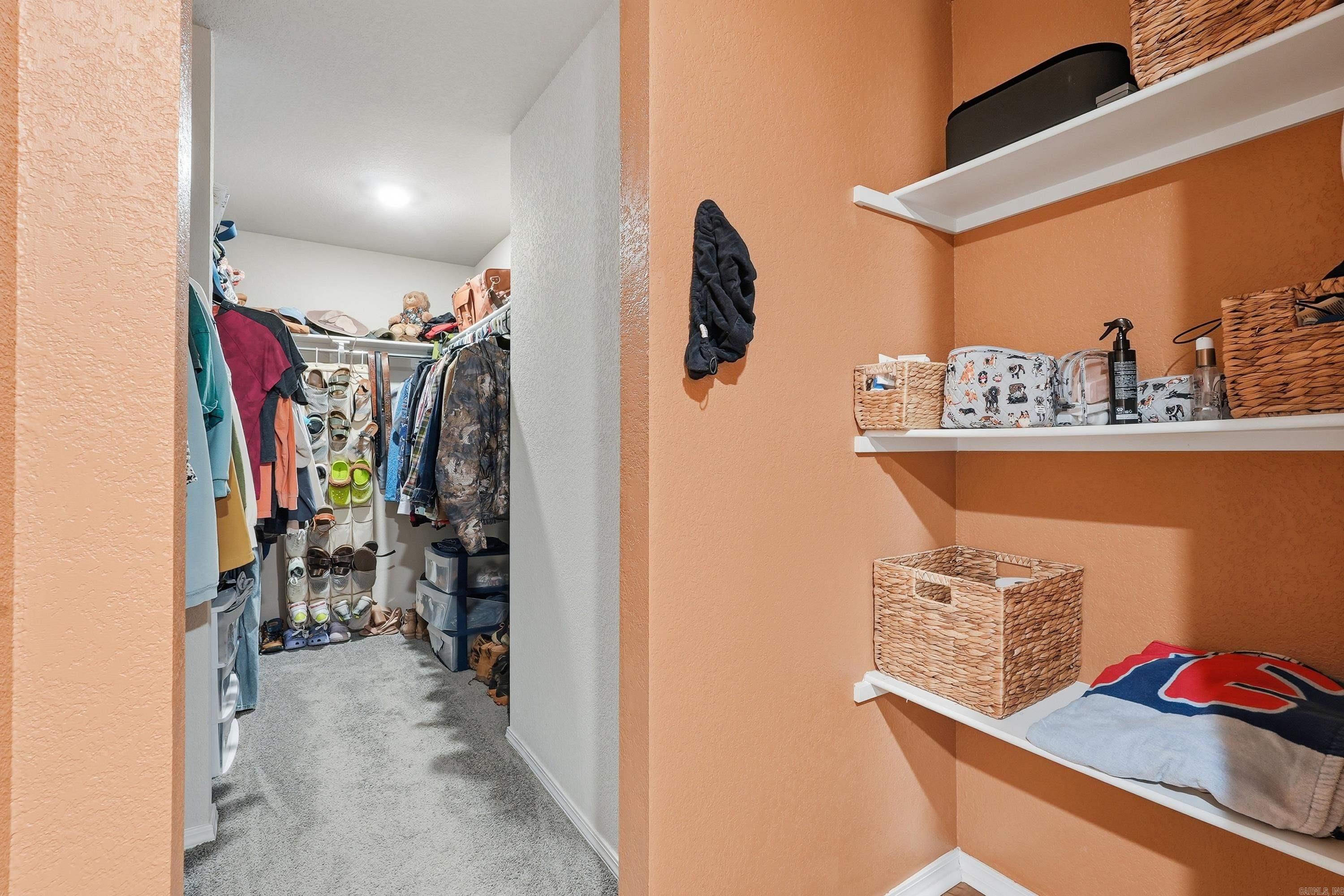 2 Farmhouse  Vilonia, AR