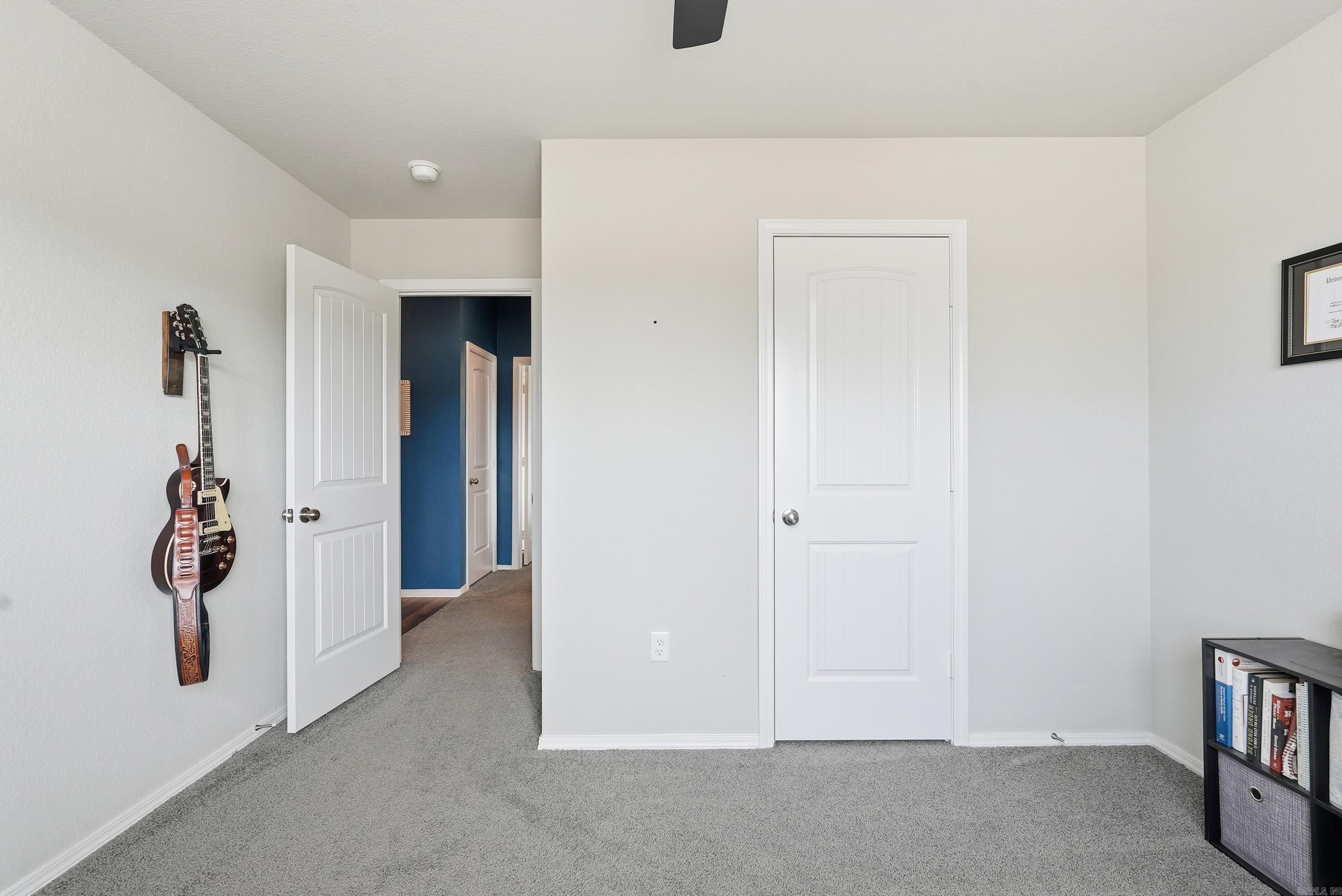 2 Farmhouse  Vilonia, AR