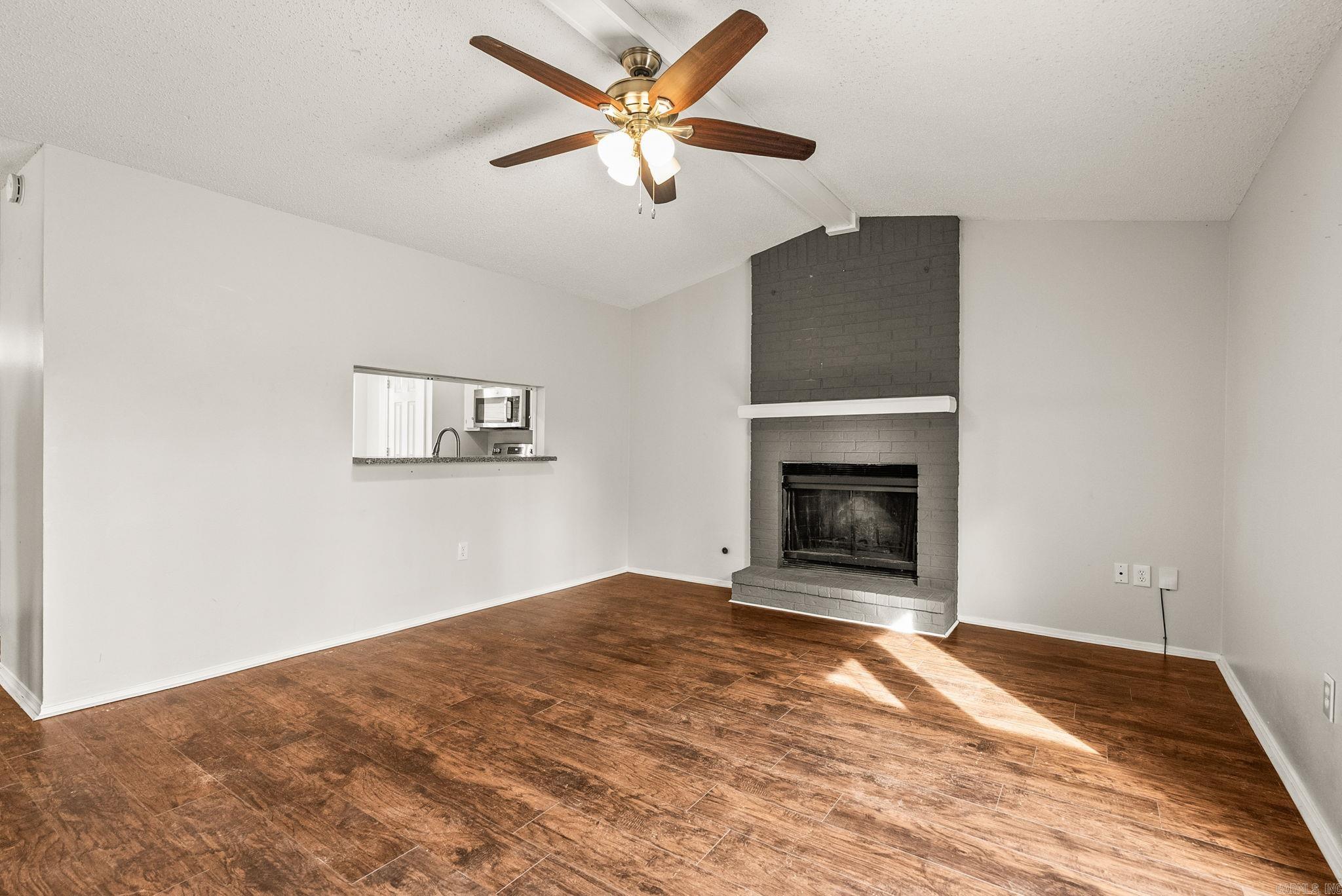 40 Oakridge  Maumelle, AR