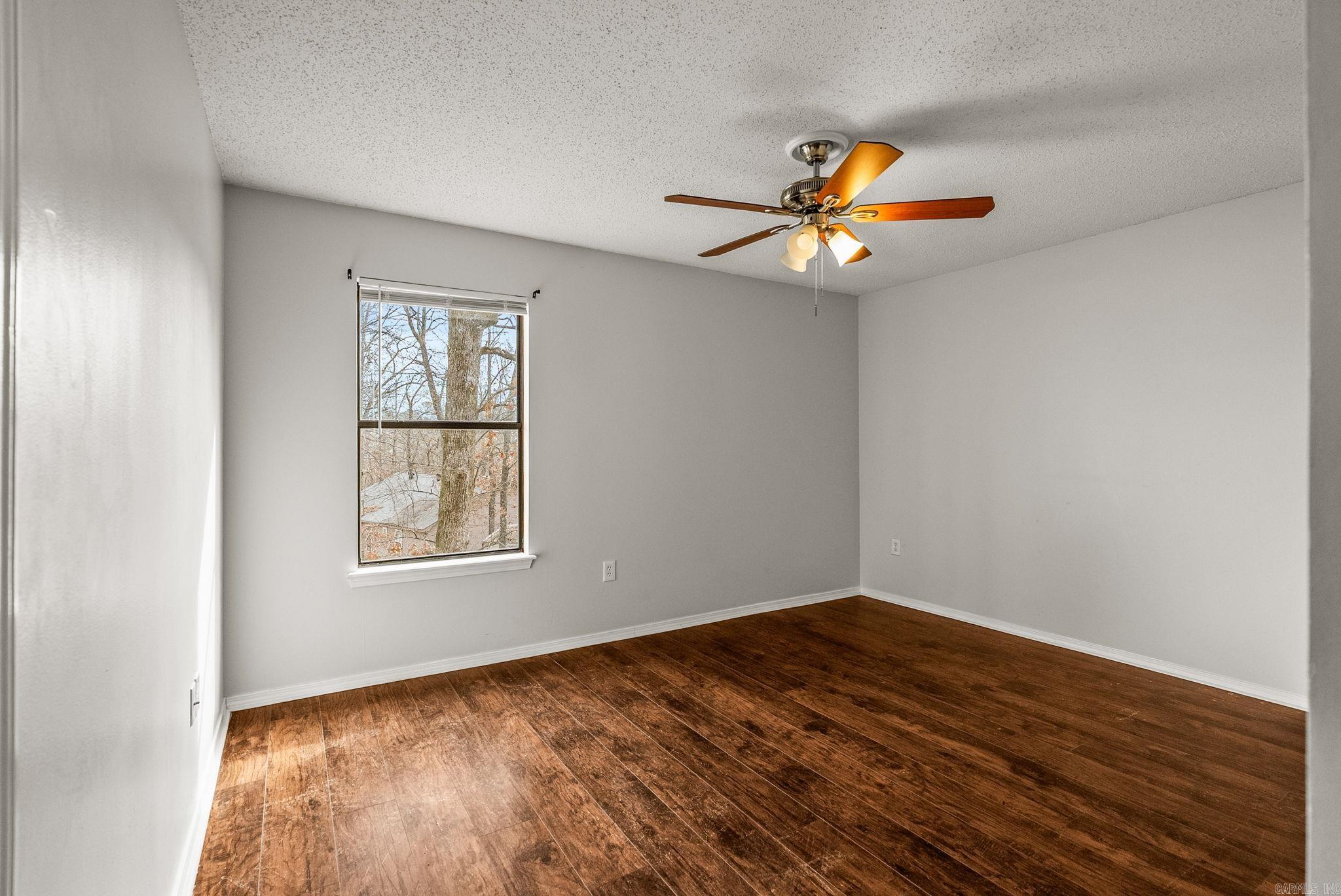 40 Oakridge  Maumelle, AR