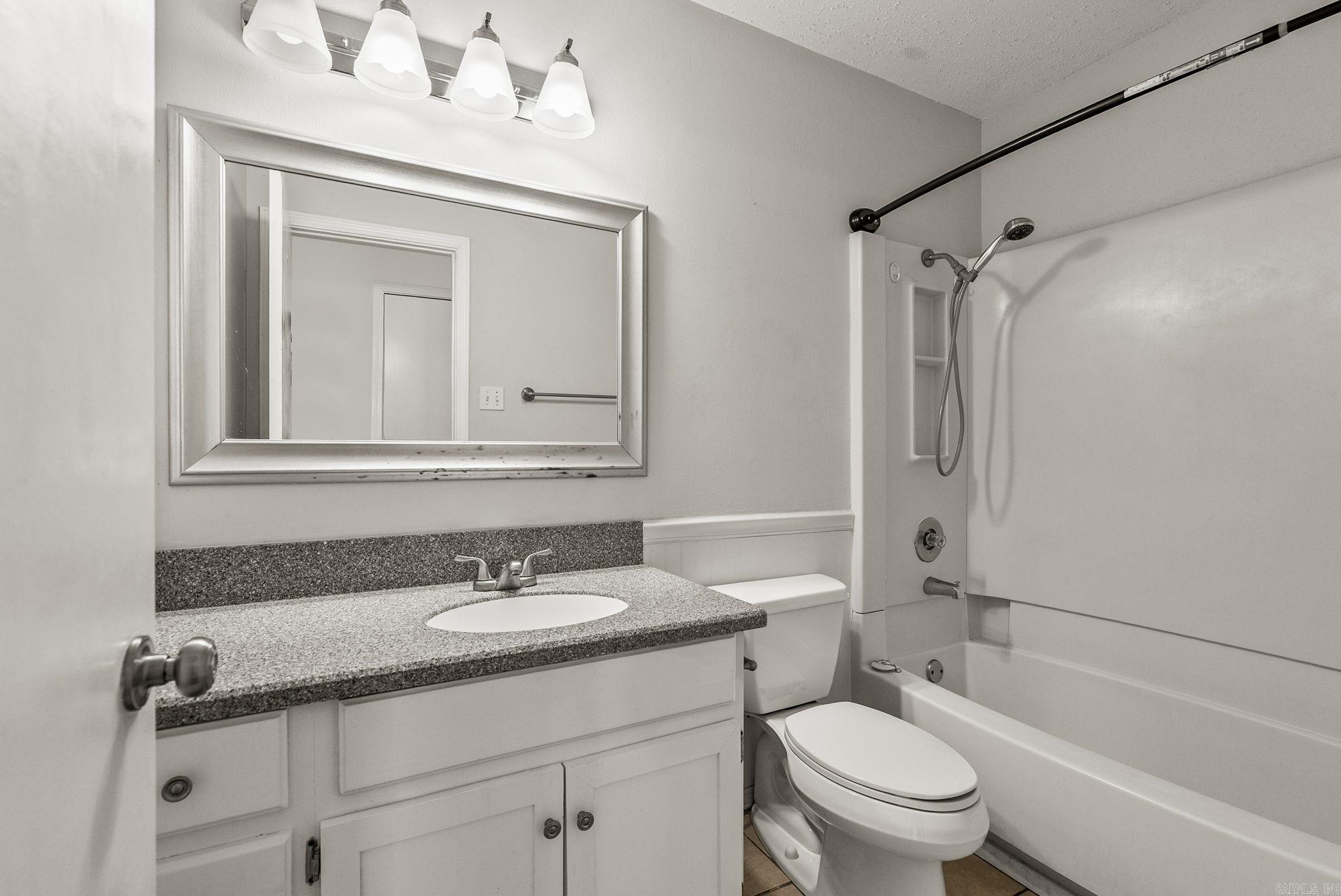 40 Oakridge  Maumelle, AR