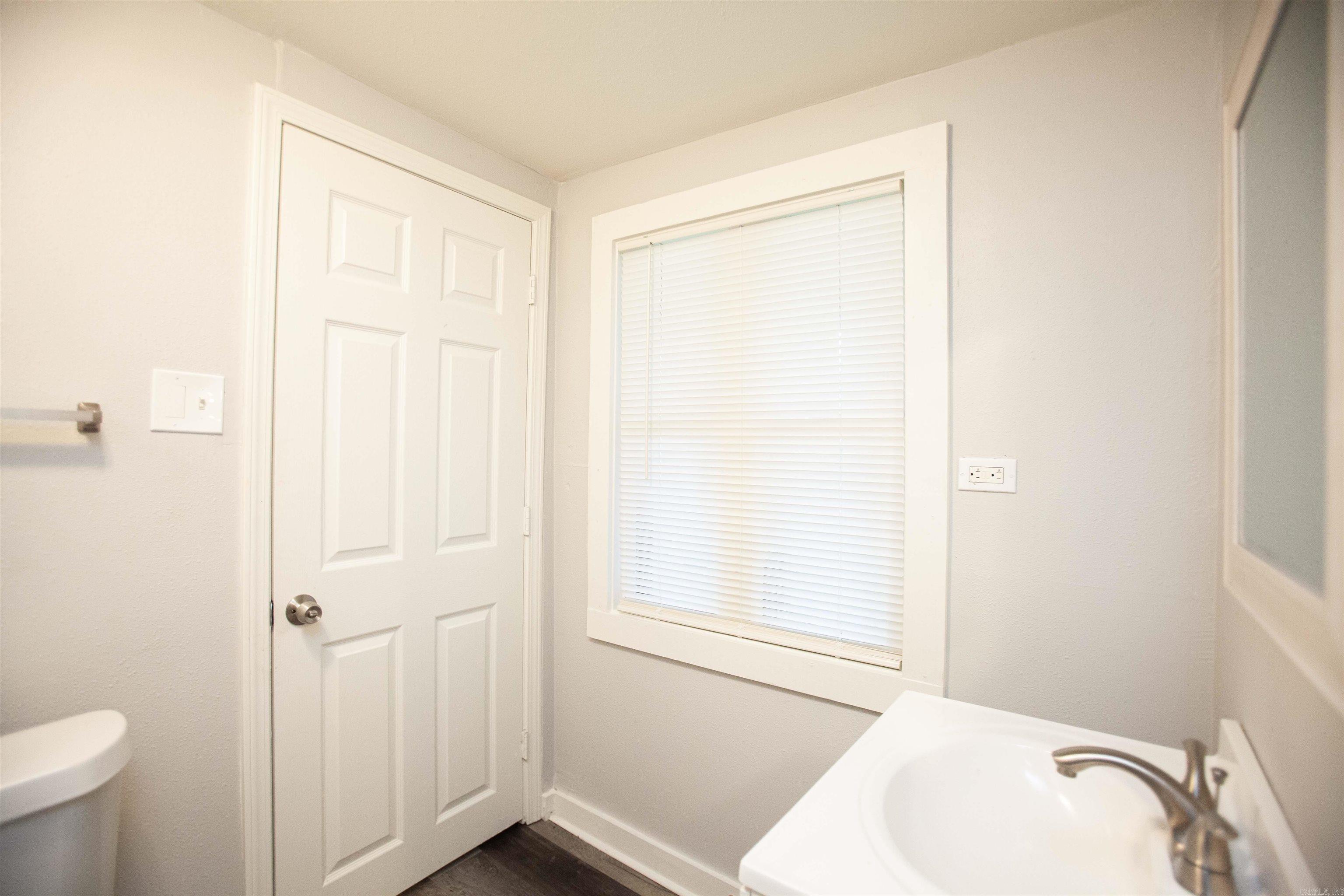 1409 W 18th  North Little Rock, AR