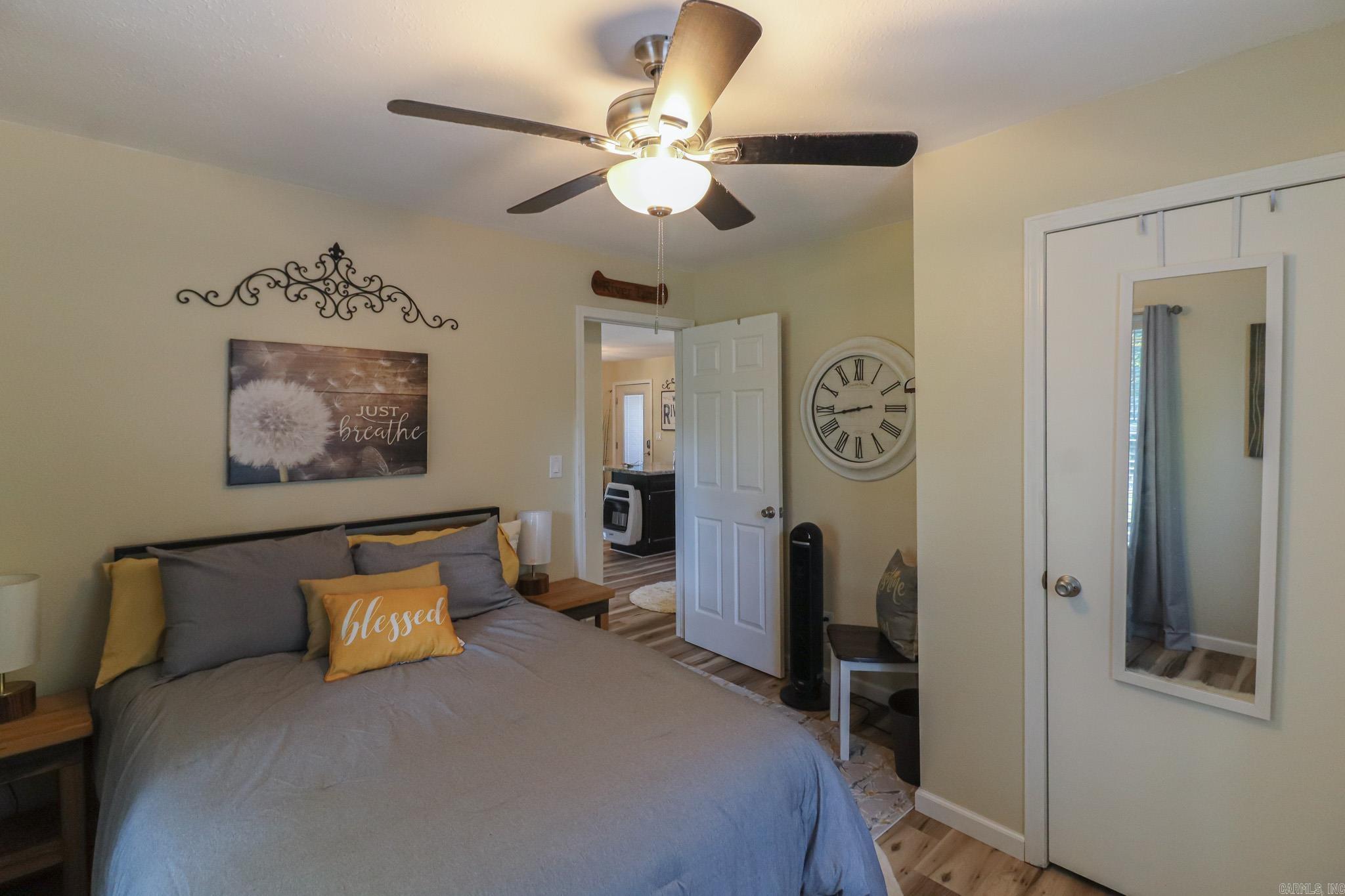 19 E Valley  Hardy, AR