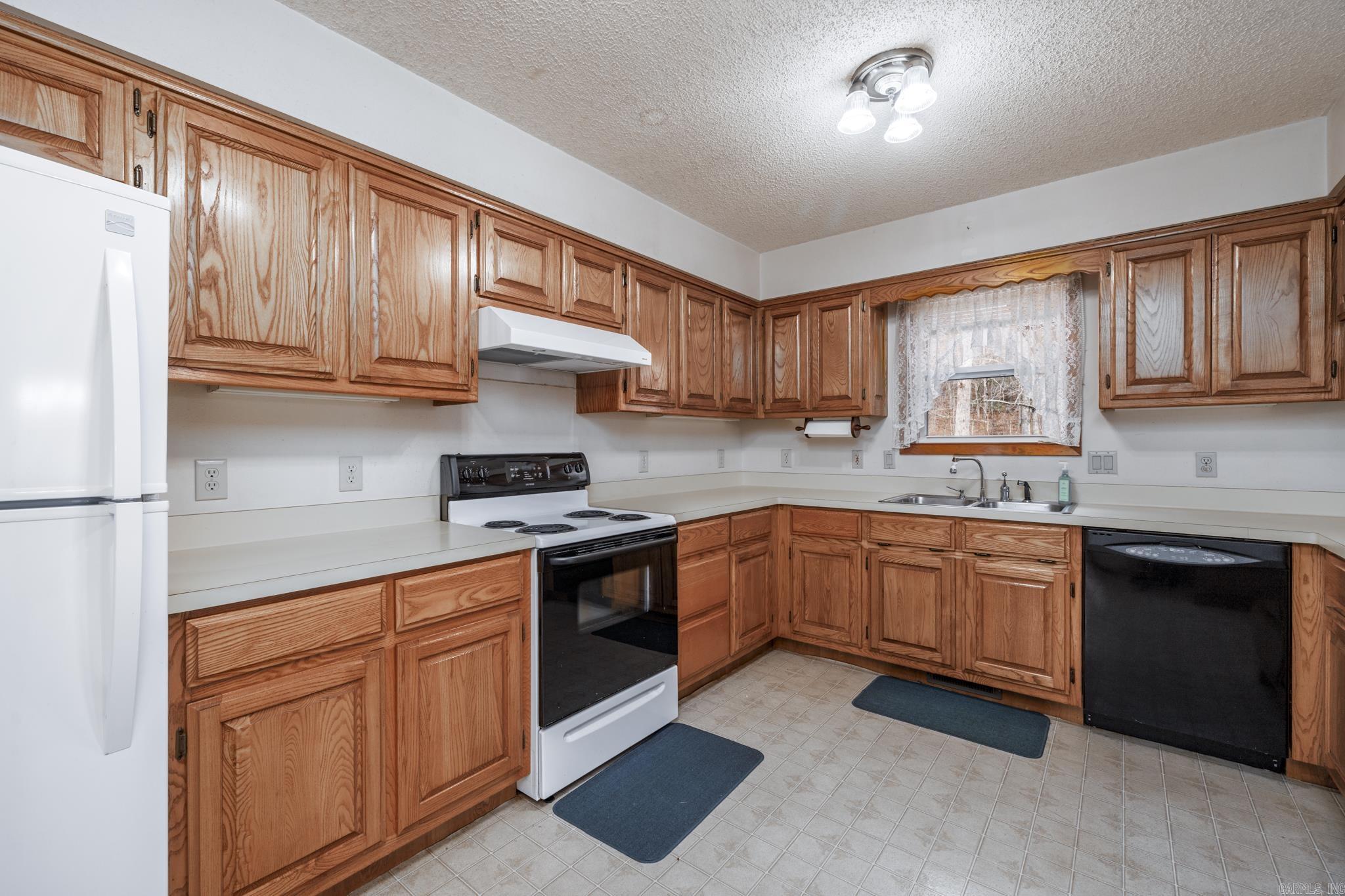 2538 Walnut Valley Road  Hot Springs, AR