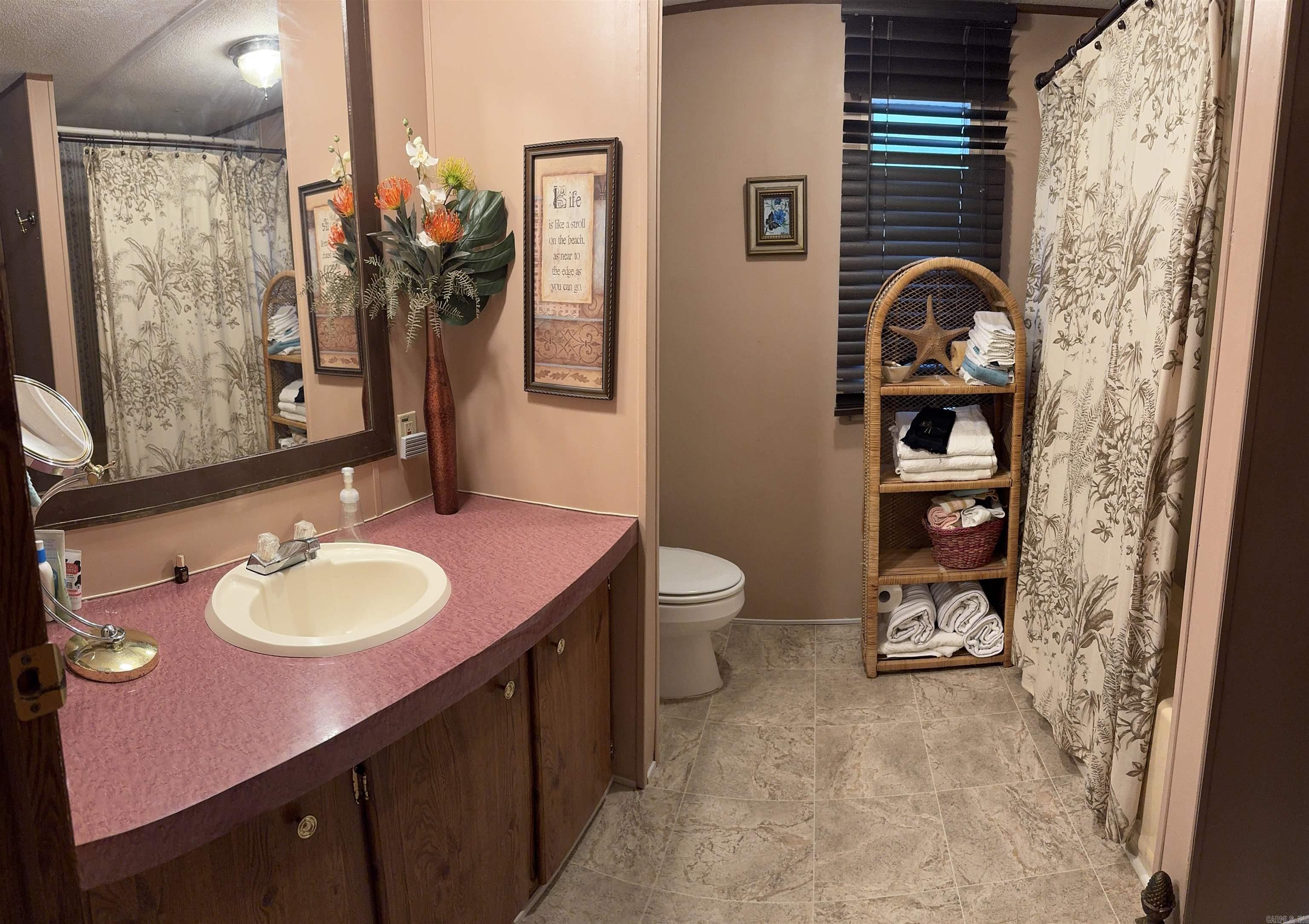 1950 Northshore  Greers Ferry, AR