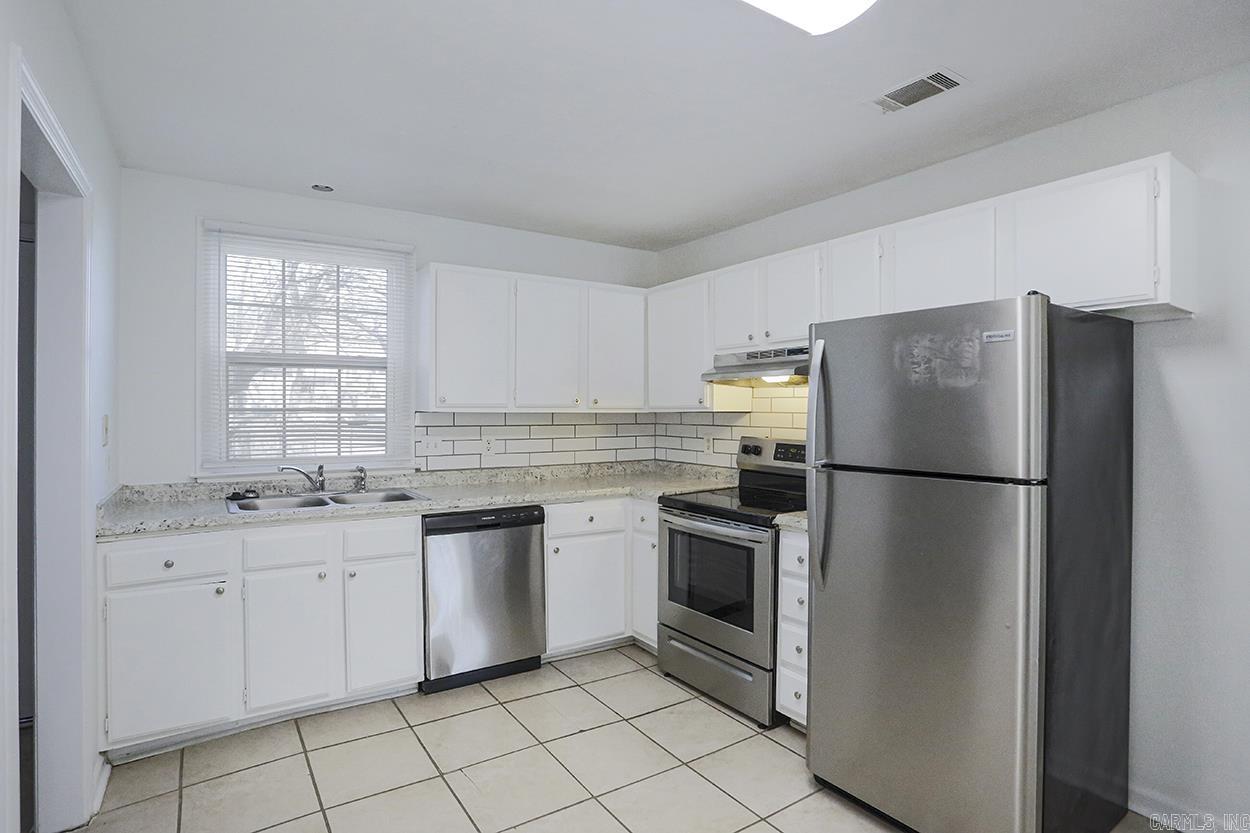 7202 Illinois  Little Rock, AR