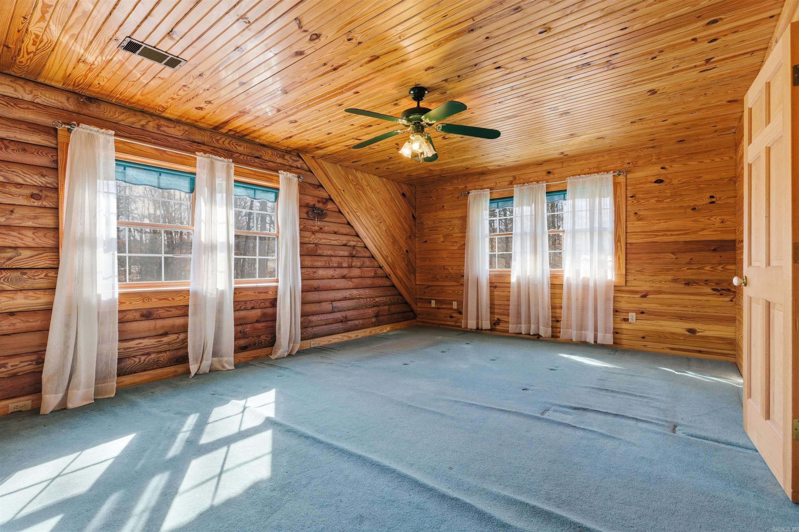 5621 Salt Creek  Benton, AR