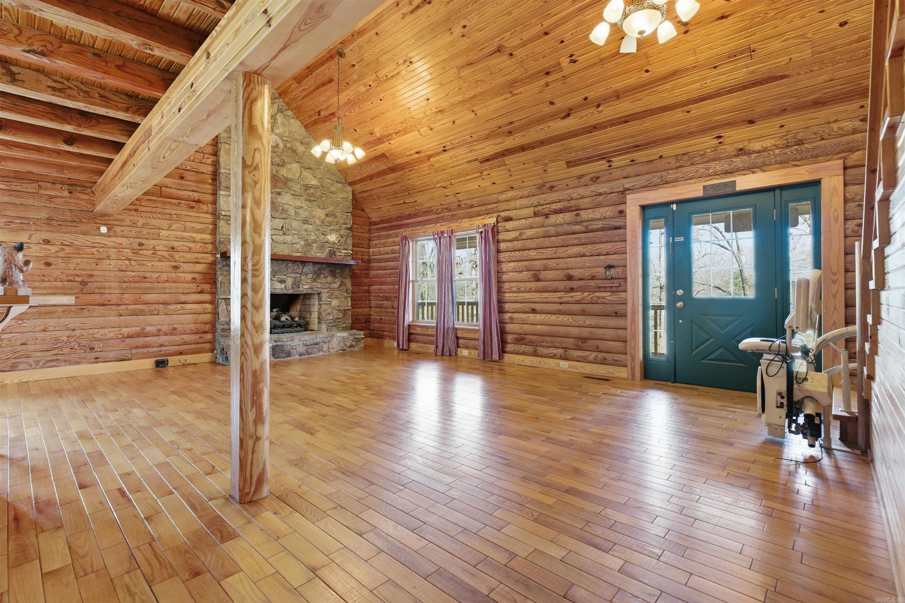 5621 Salt Creek  Benton, AR