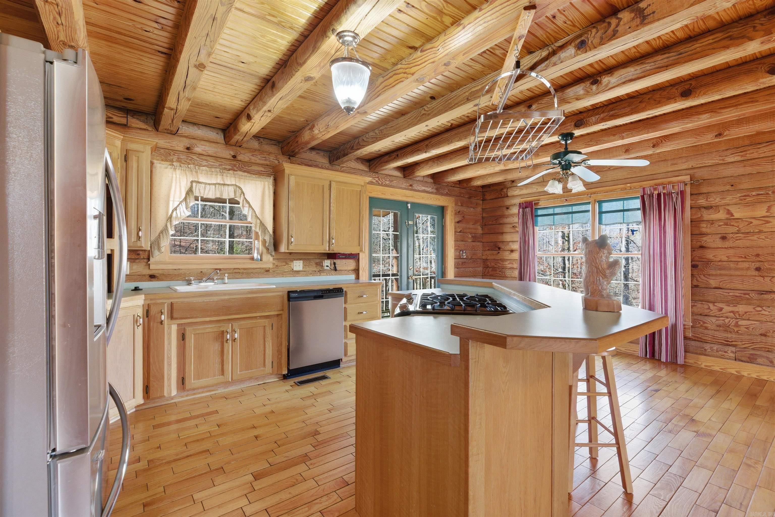 5621 Salt Creek  Benton, AR