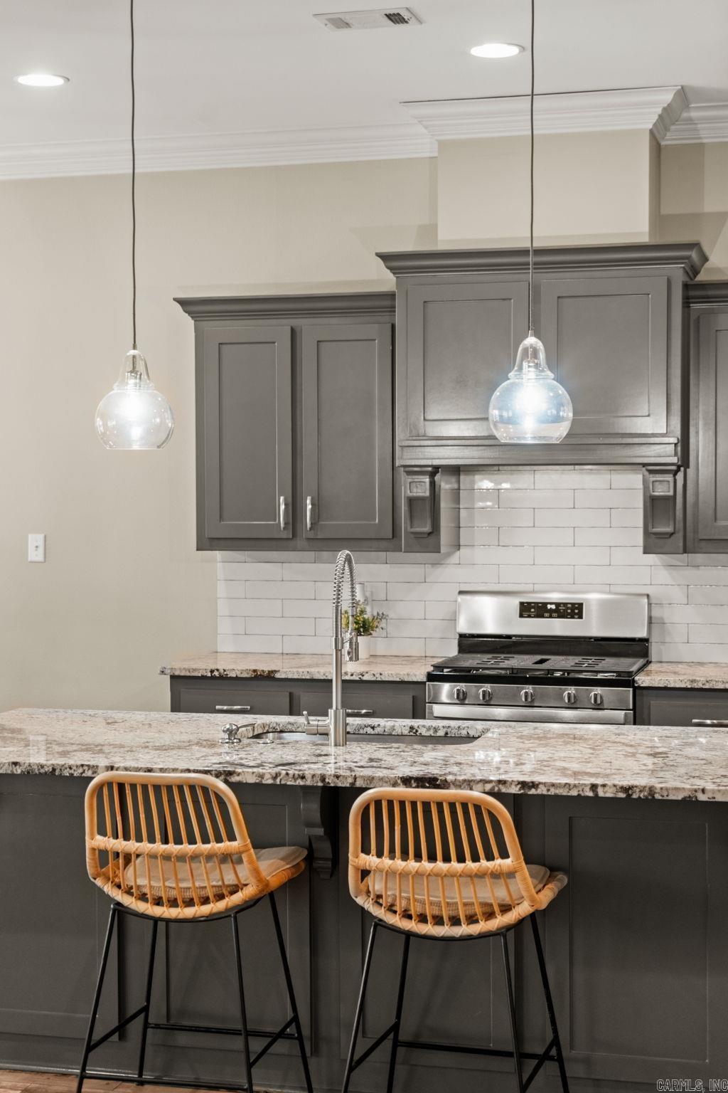 1804 Maple Ridge  Benton, AR