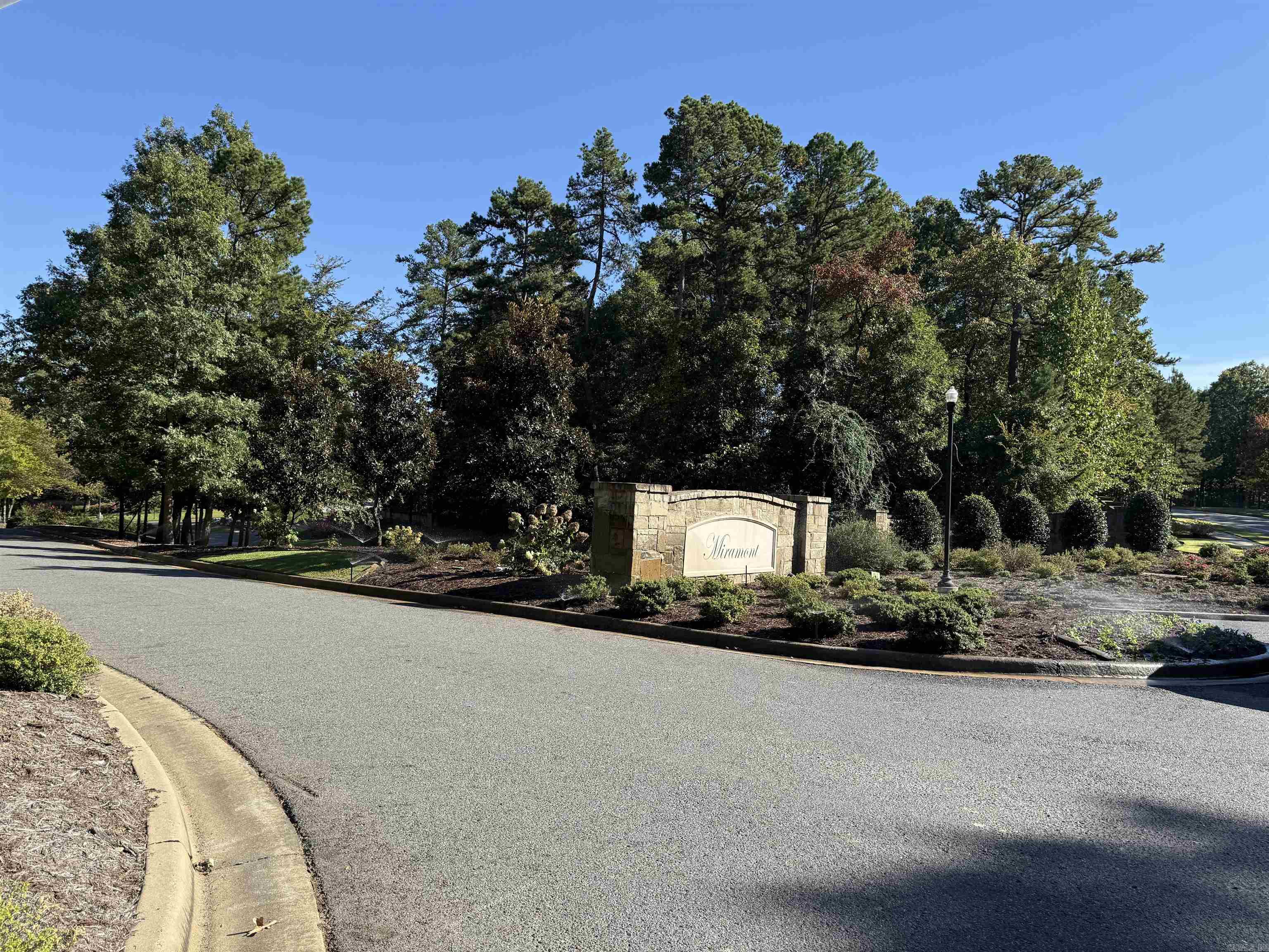 40 Miramont  Little Rock, AR