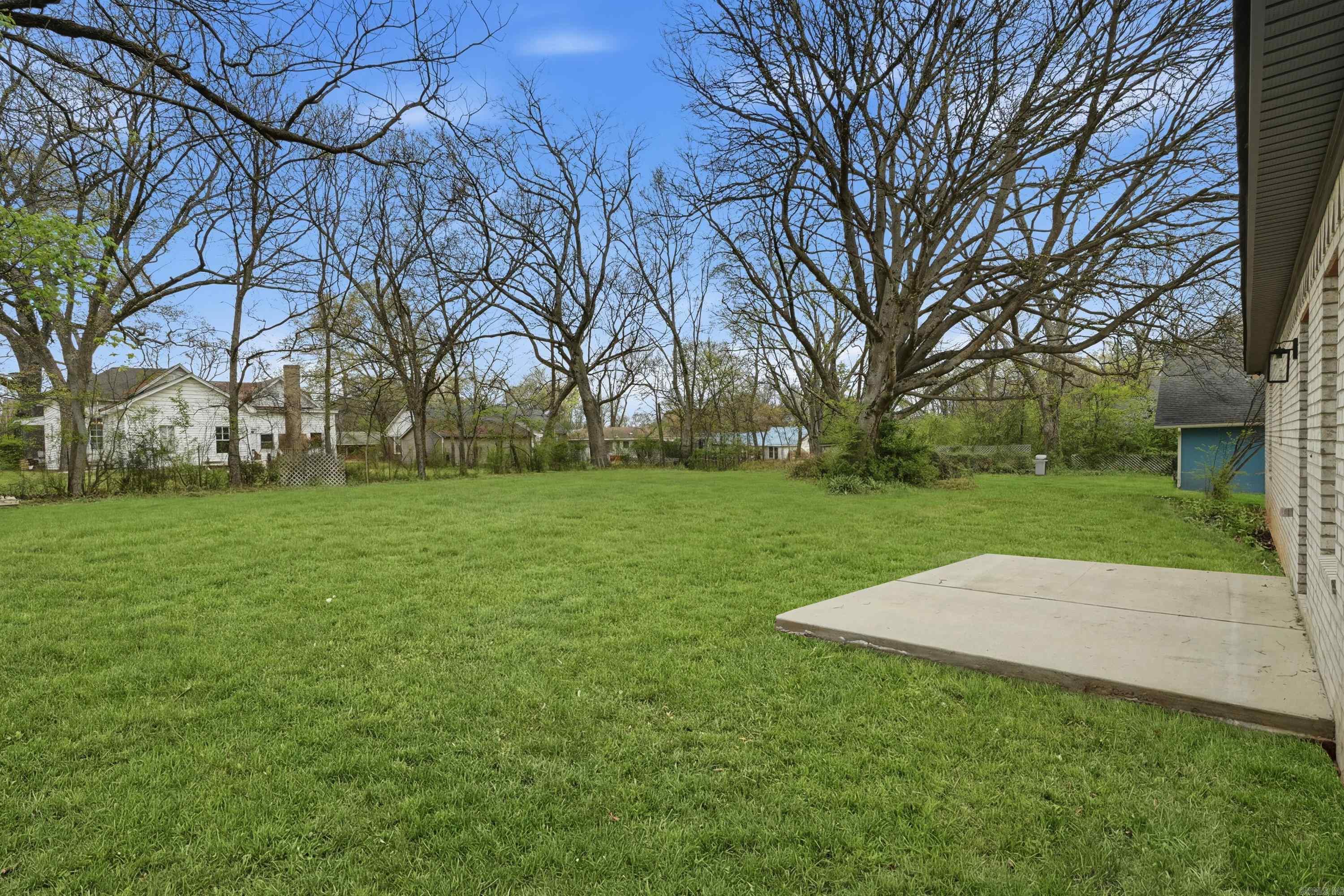 303 1/2 N West Street Morrilton, AR 72110