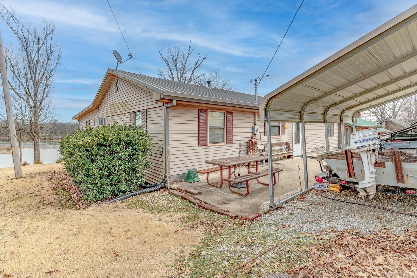 190 Current River  Maynard, AR