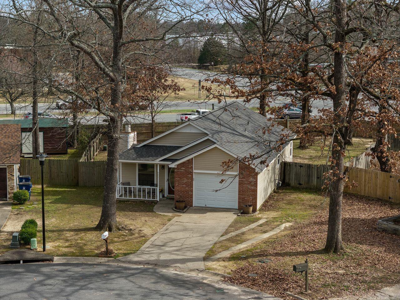 39 Pin Oak Loop Maumelle, AR 72113