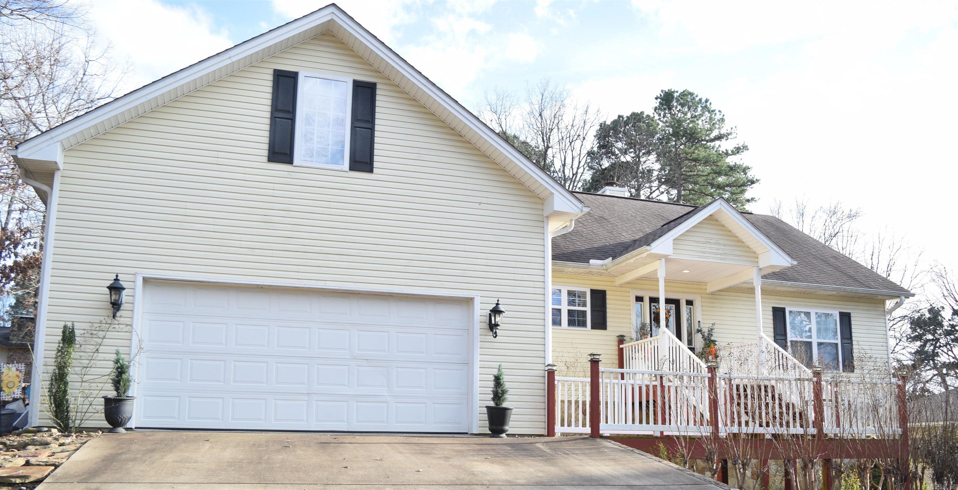 143 Rock Hill Rd  Fairfield Bay, AR