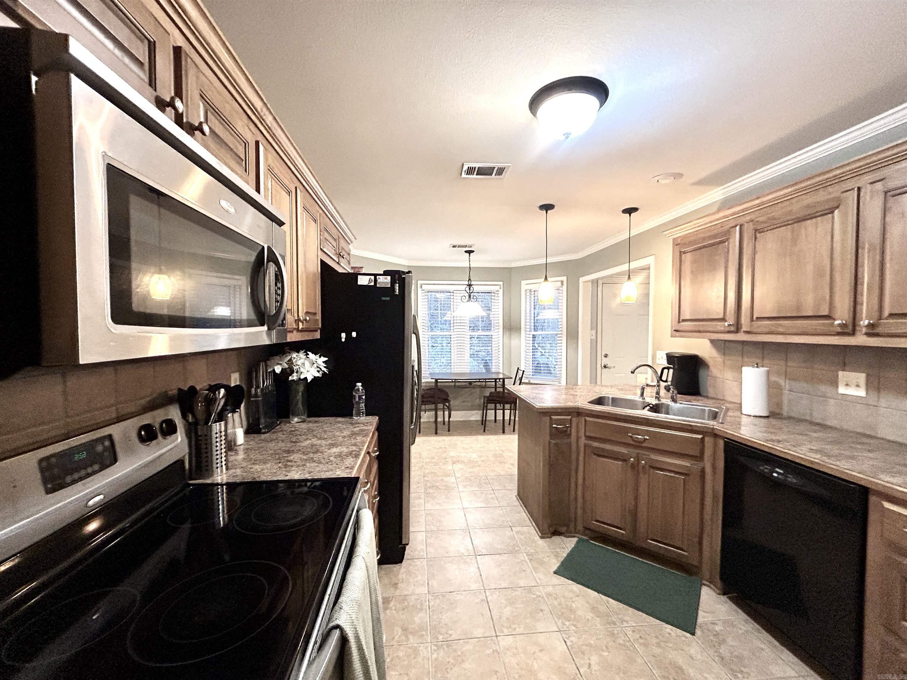 413 SHARON OAKS Benton, AR 72019