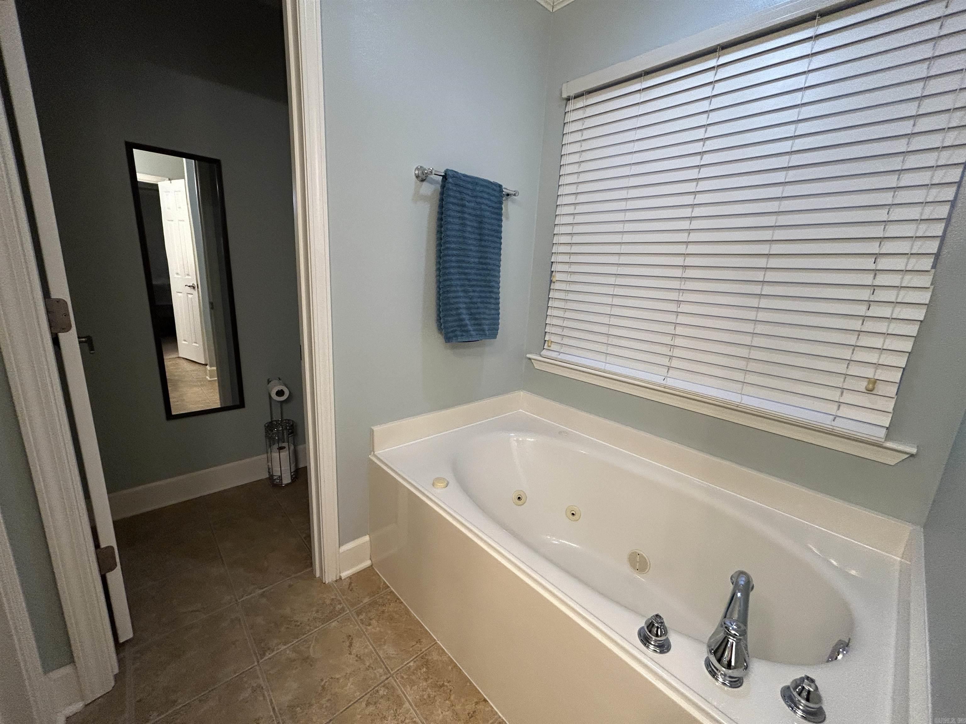 413 SHARON OAKS Benton, AR 72019