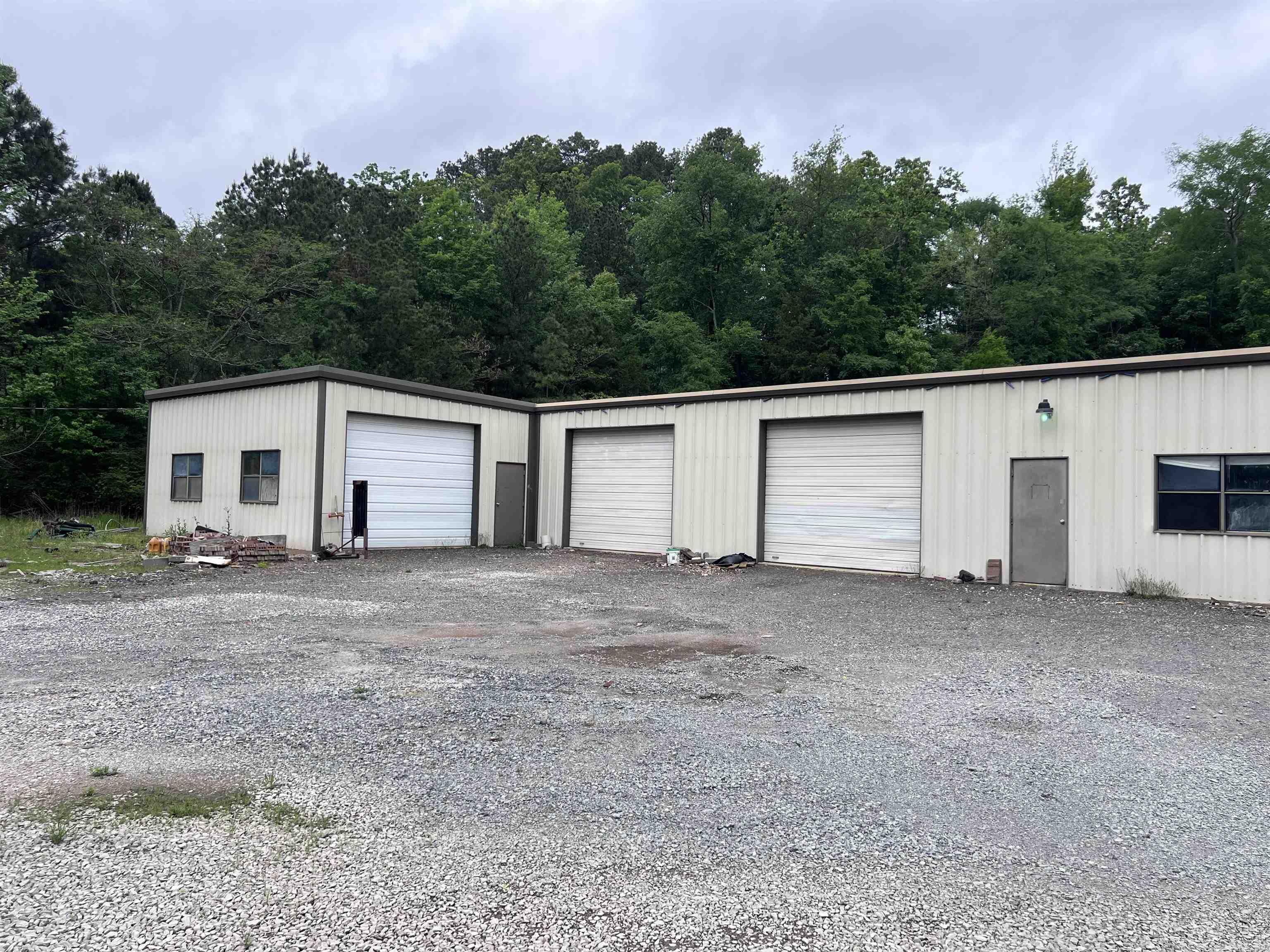 1966 Airport Rd  Hot Springs, AR
