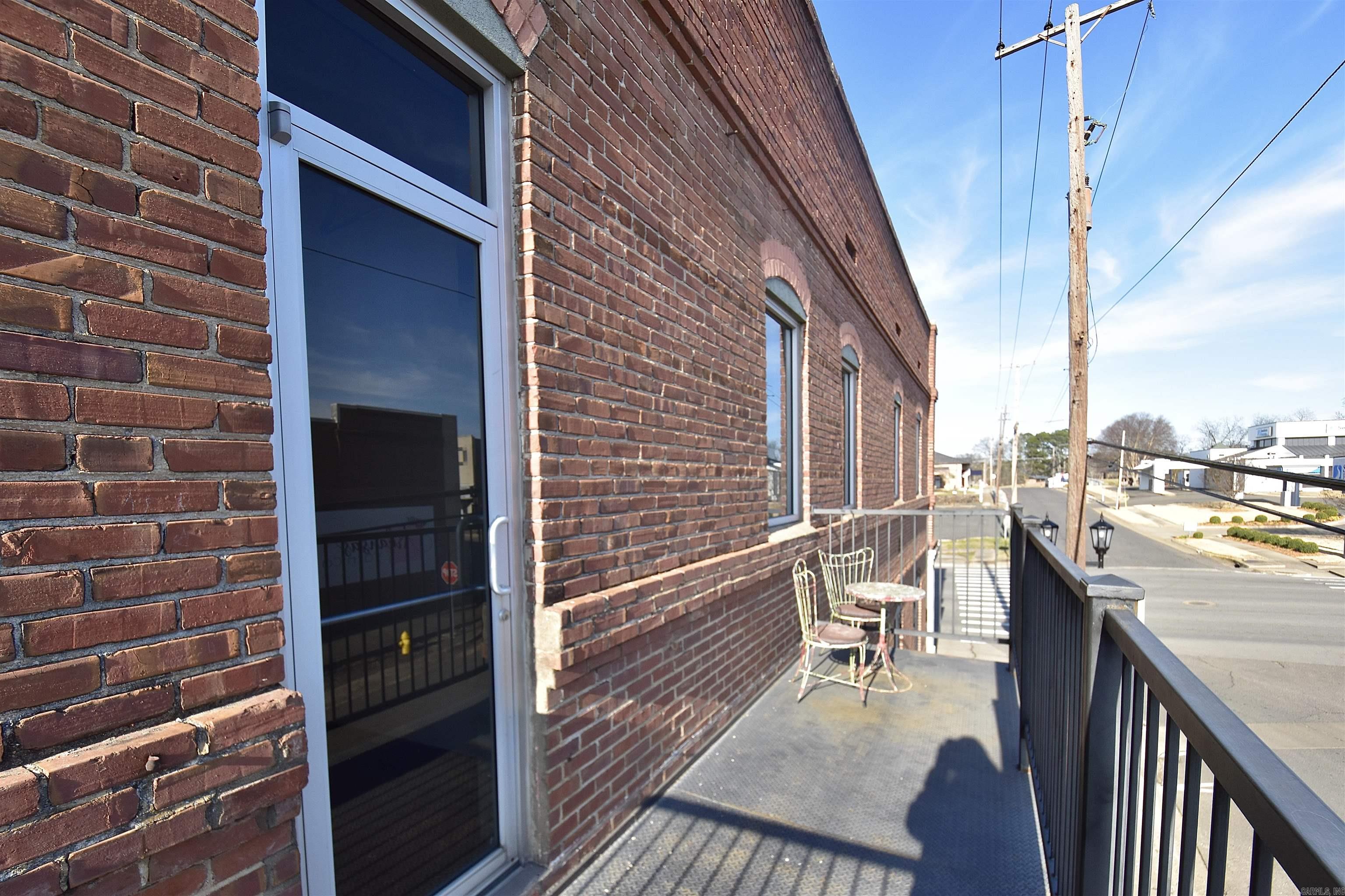 138 S Main  Malvern, AR