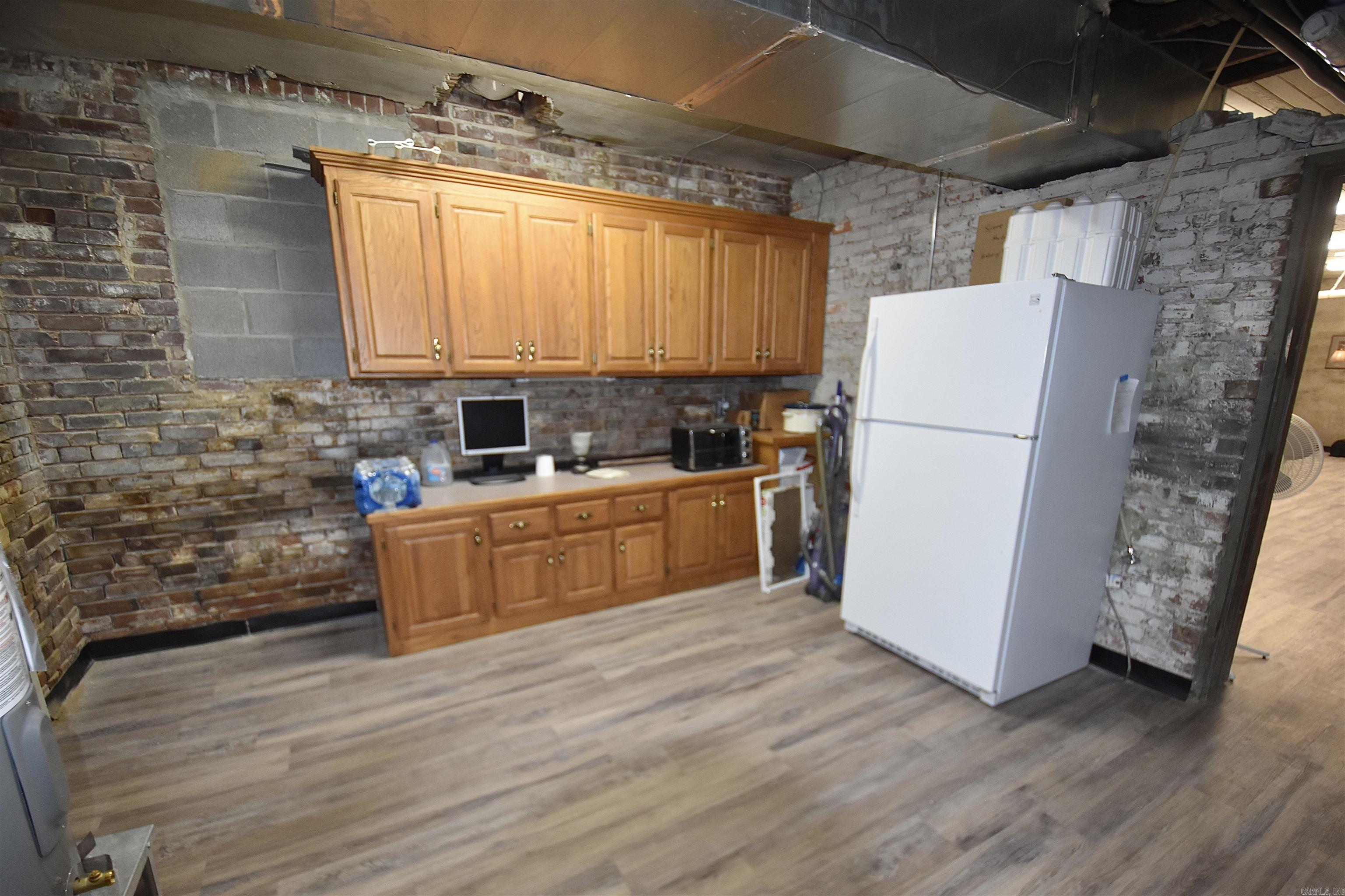 138 S Main  Malvern, AR