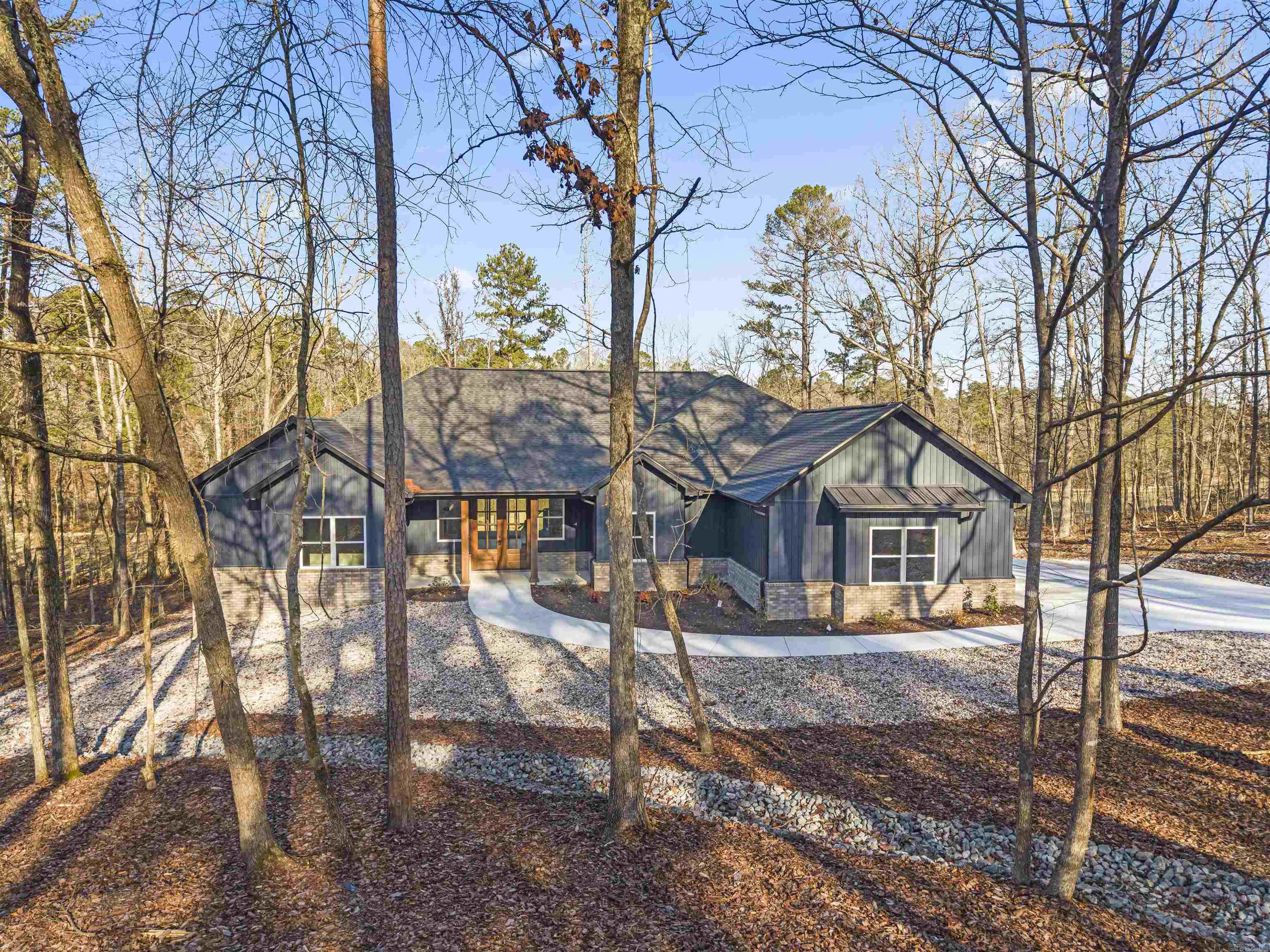 28 Darro  Hot Springs Village, AR