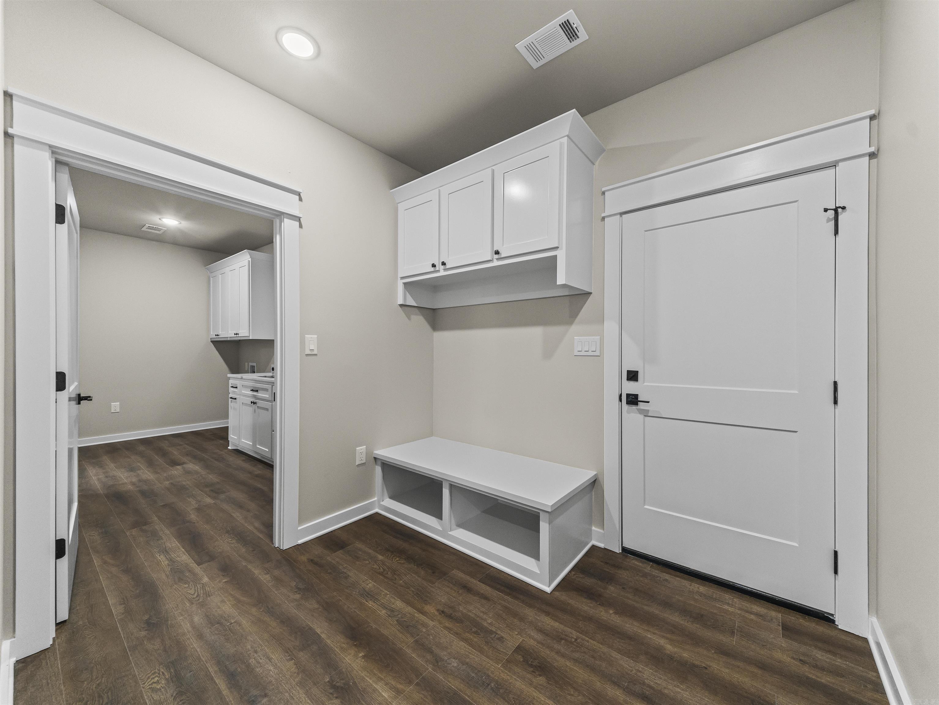 28 Darro  Hot Springs Village, AR