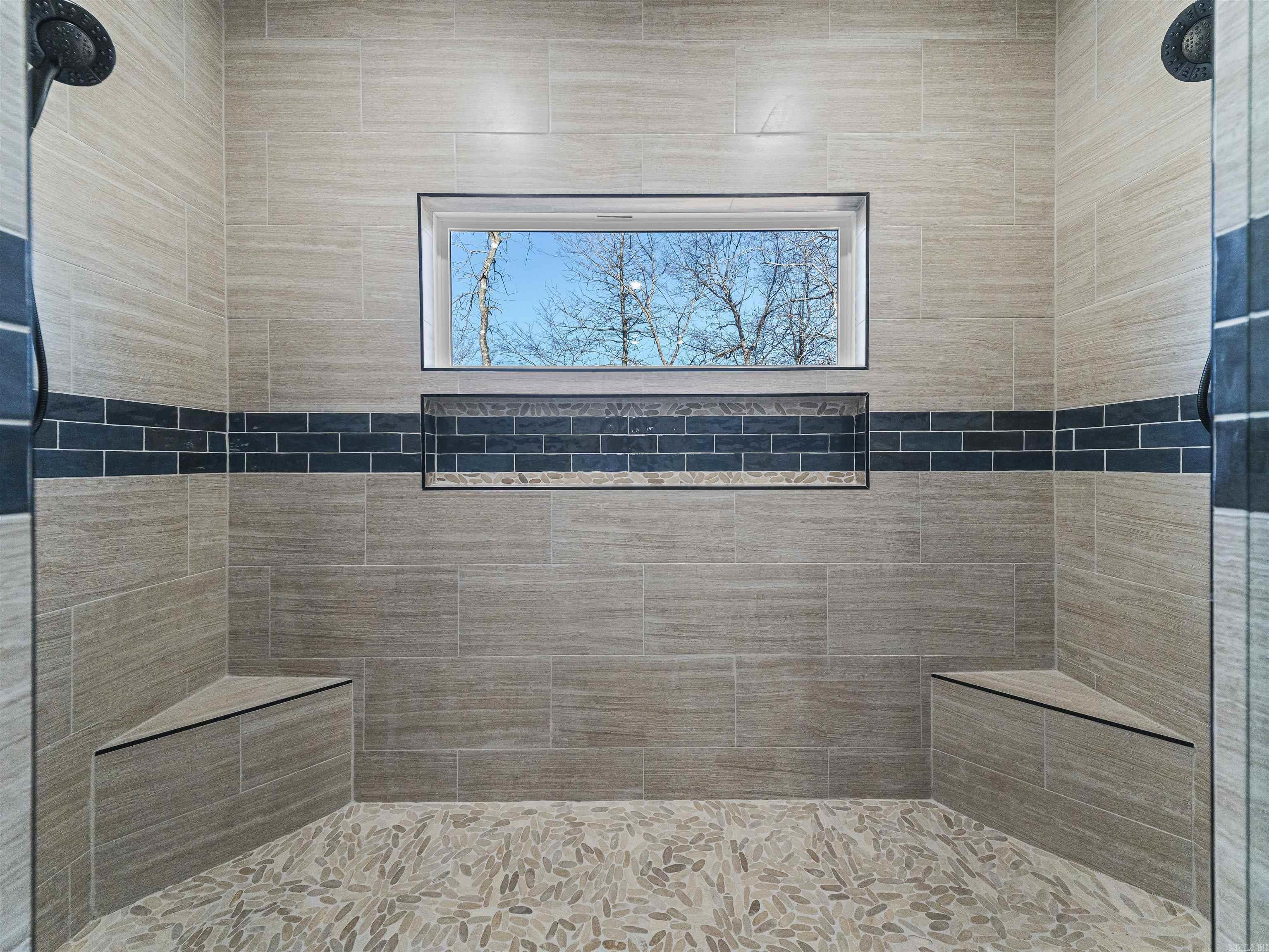 28 Darro  Hot Springs Village, AR