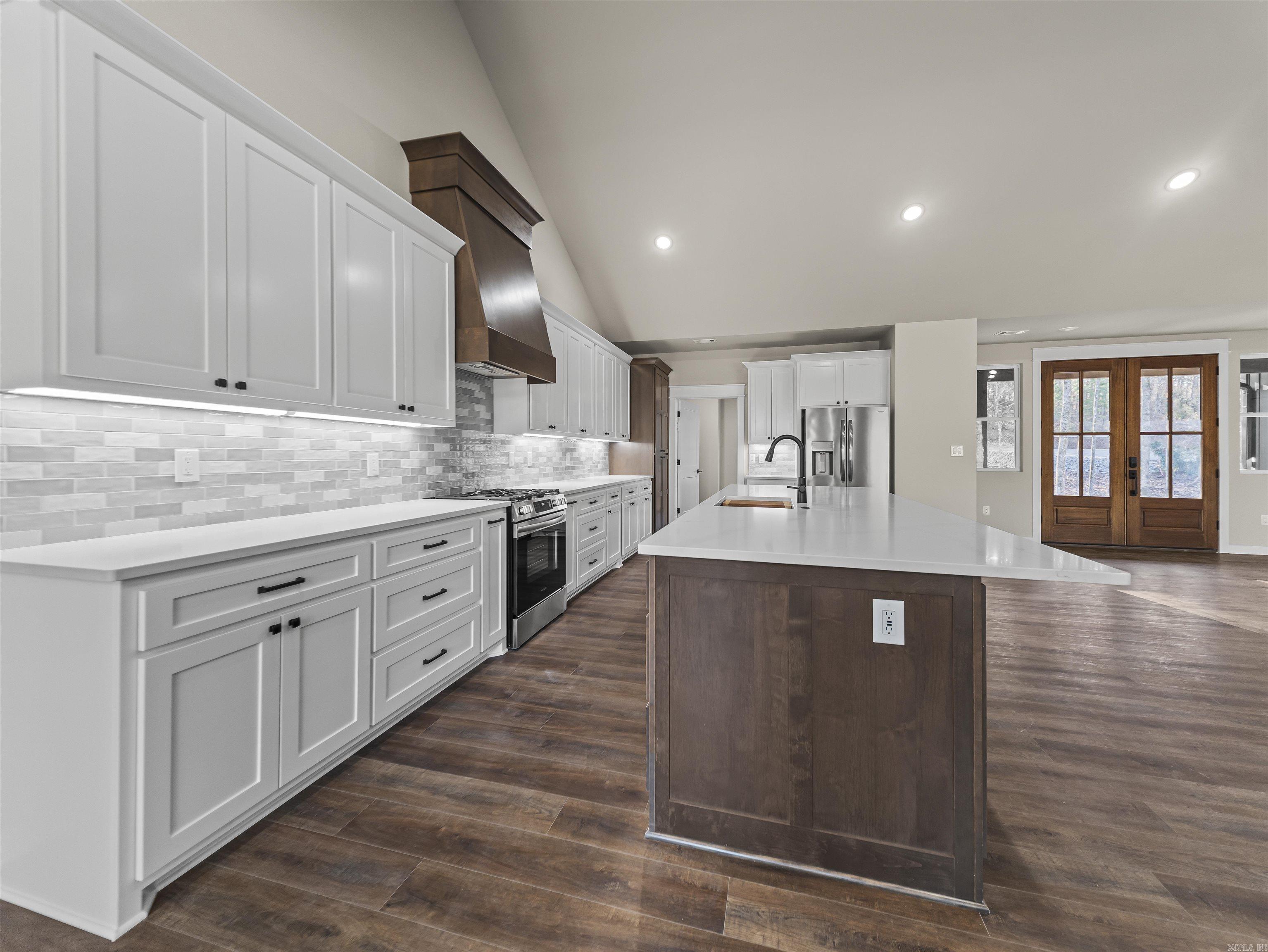 28 Darro  Hot Springs Village, AR